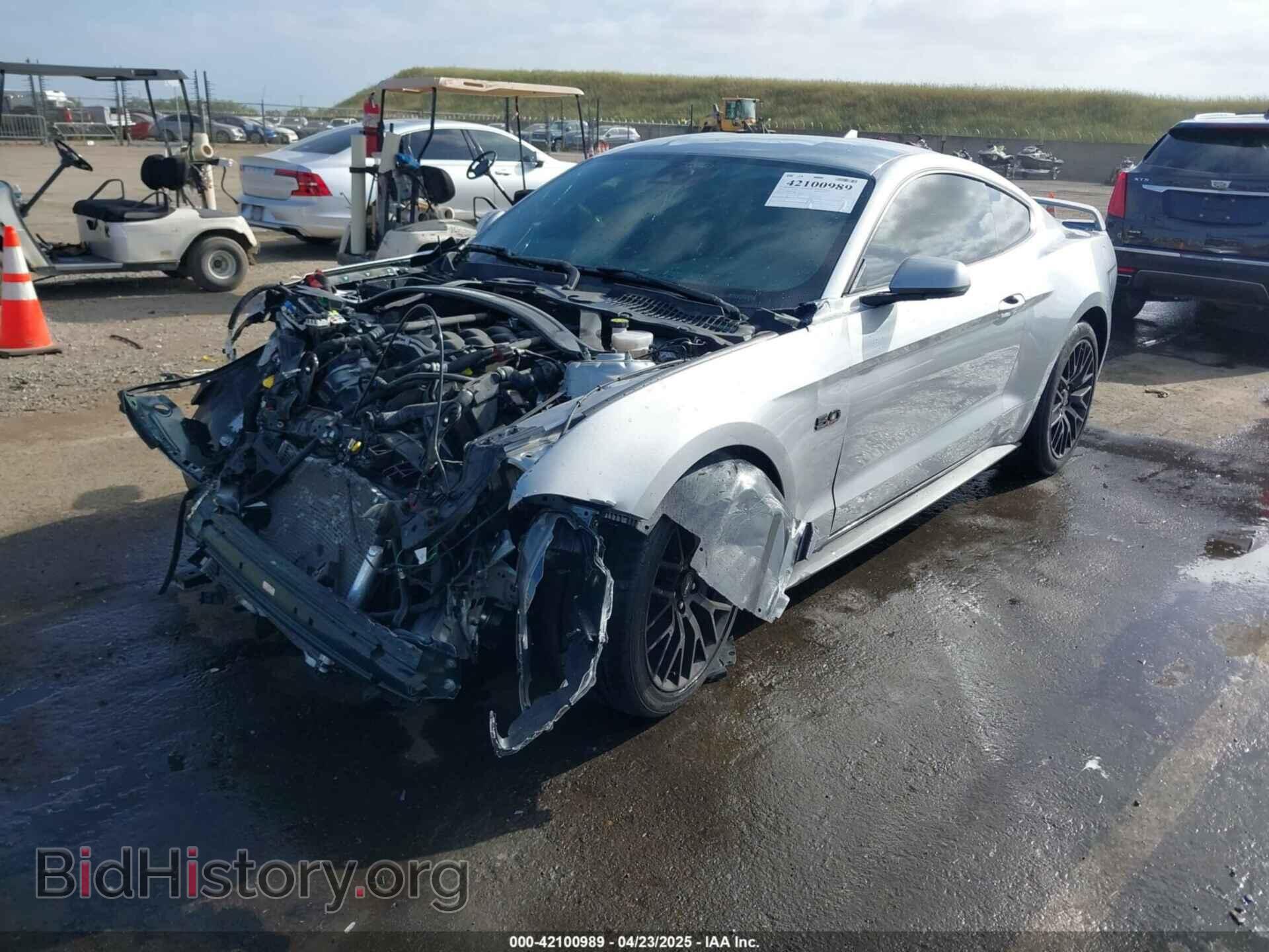 2021 FORD MUSTANG - VIN: 1FA6P8CF3M5117977 - Фото 2