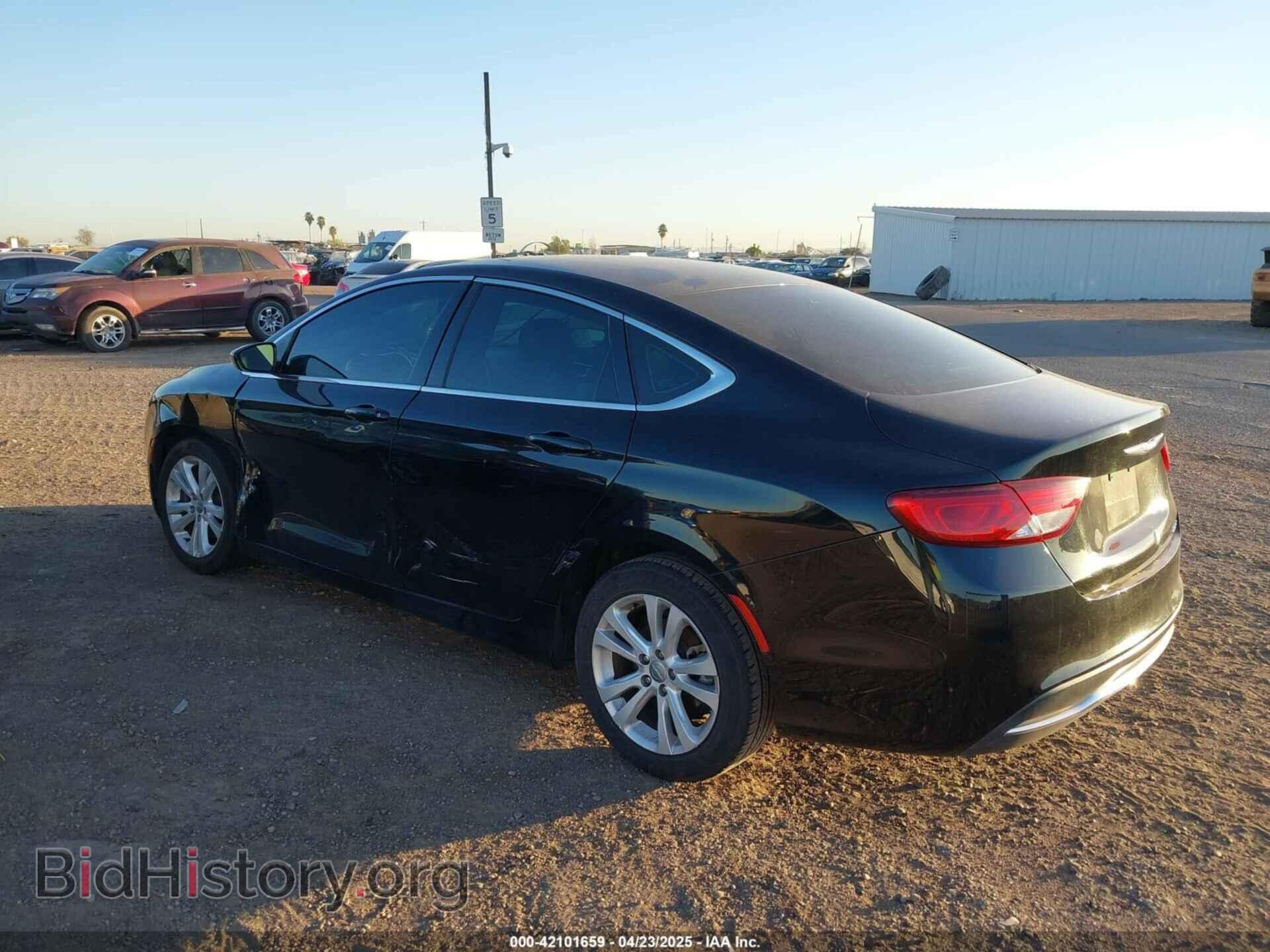 2016 CHRYSLER 200 - VIN: 1C3CCCAB4GN166772 - Фото 3