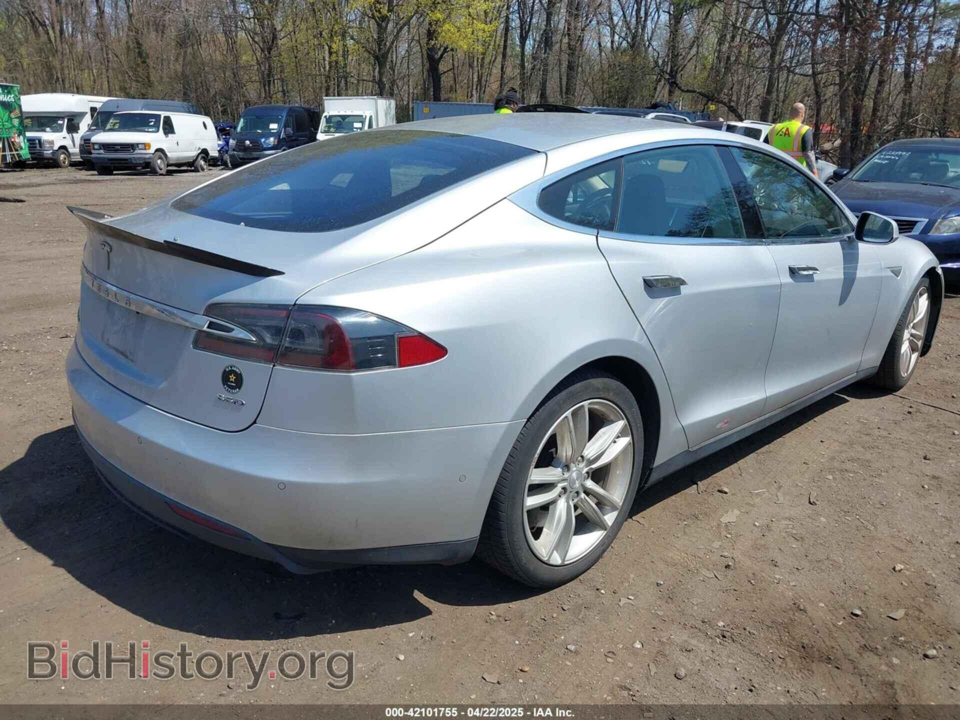 2015 TESLA MODEL S - VIN: 5YJSA1H2XFF084145 - Фото 4