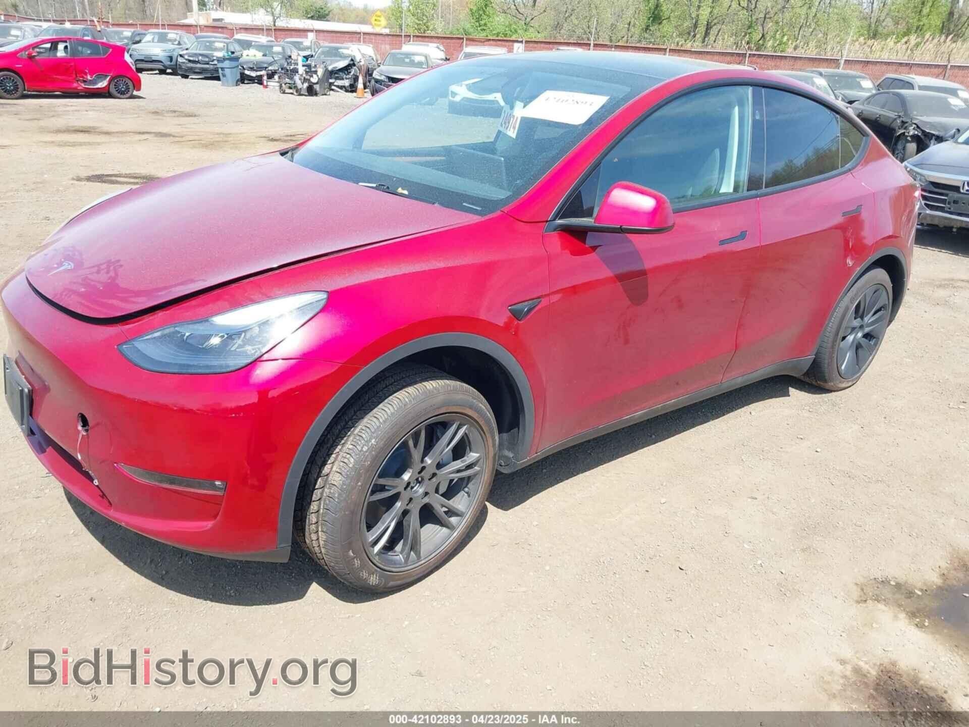 2024 TESLA MODEL Y - VIN: 7SAYGAEE7RF167448 - Фото 2