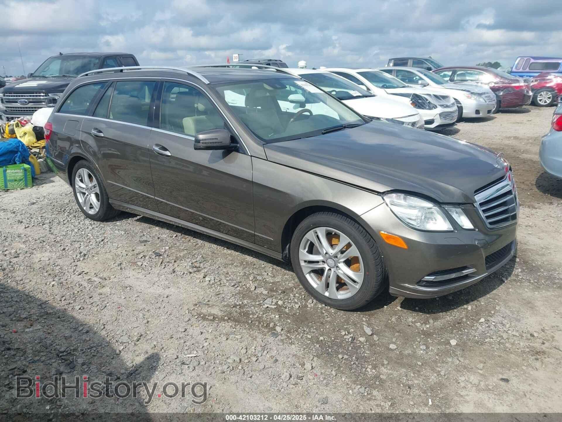 Photo WDDHH8HB1BA401771 - MERCEDES-BENZ E 350 2011