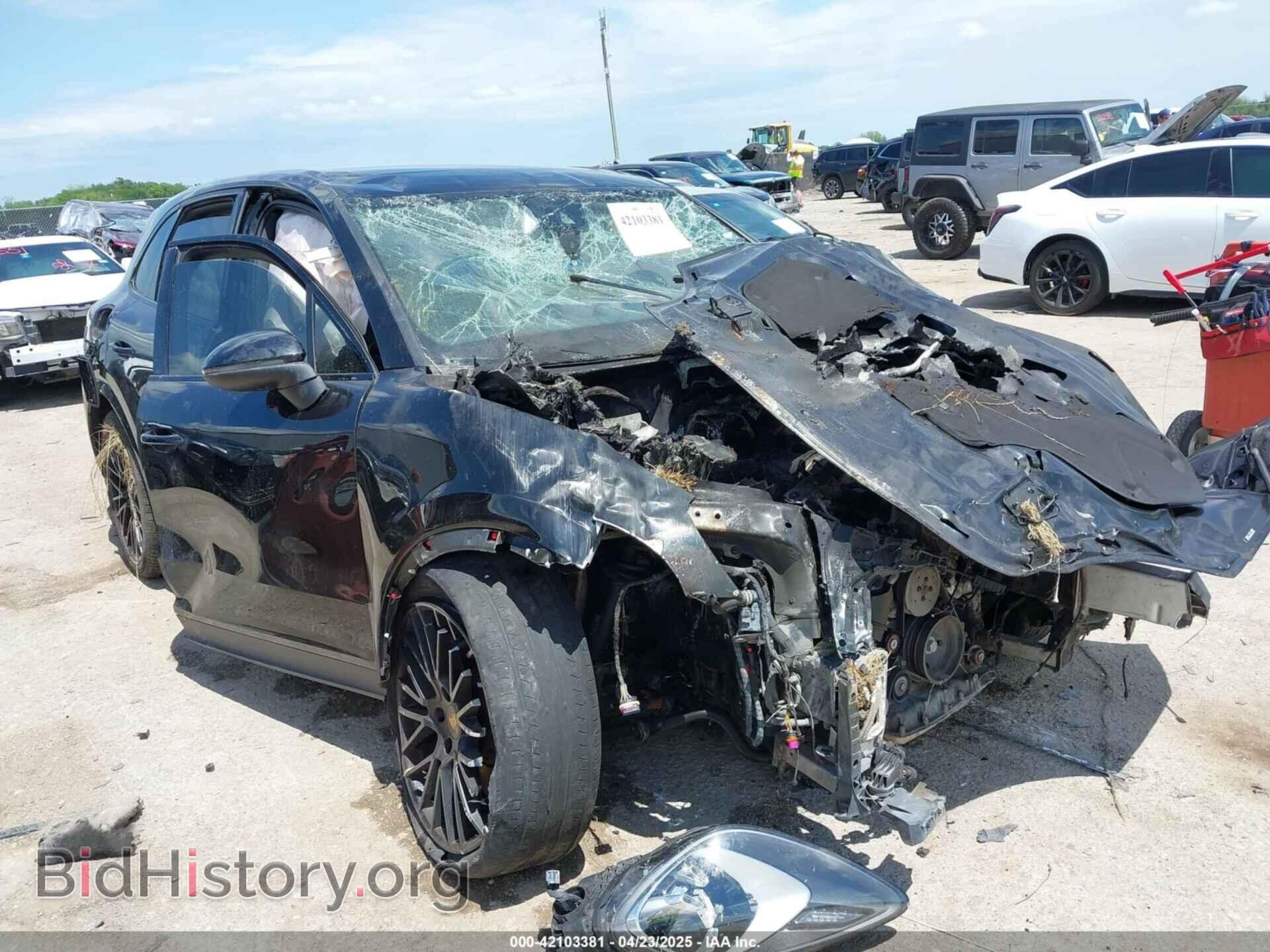 Photo WP1AA2AY2MDA01195 - PORSCHE CAYENNE 2021