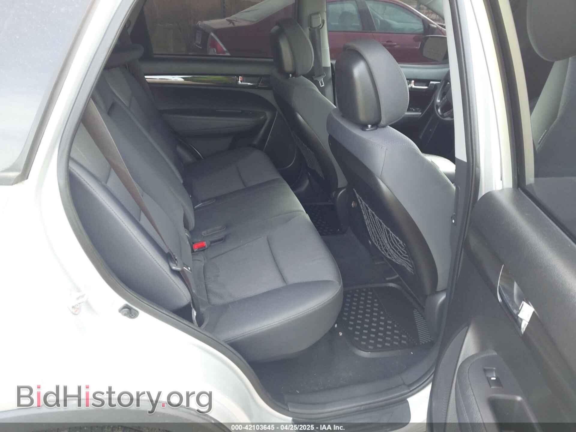 2012 KIA SORENTO - VIN: 5XYKT4A61CG215217 - Фото 8