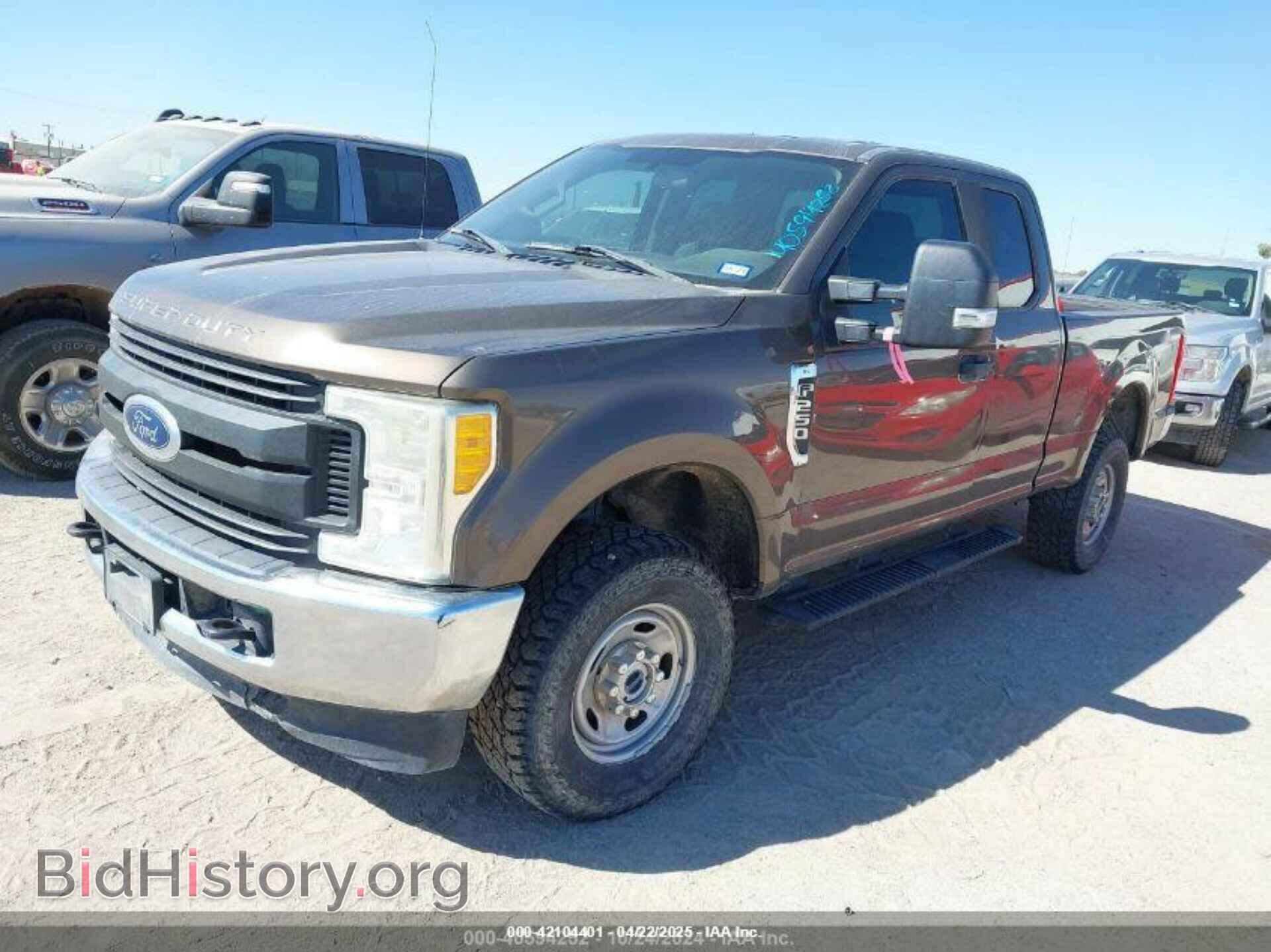 2017 FORD F-250 - VIN: 1FT7X2B68HEE28873 - Фото 2