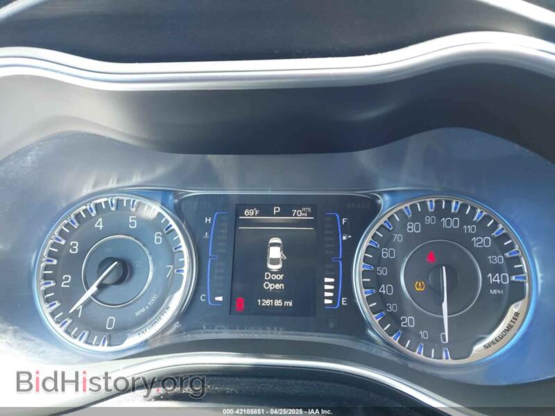 2015 Chrysler 200 (VIN 1C3CCCAB7FN752316) — фото 7 из 16