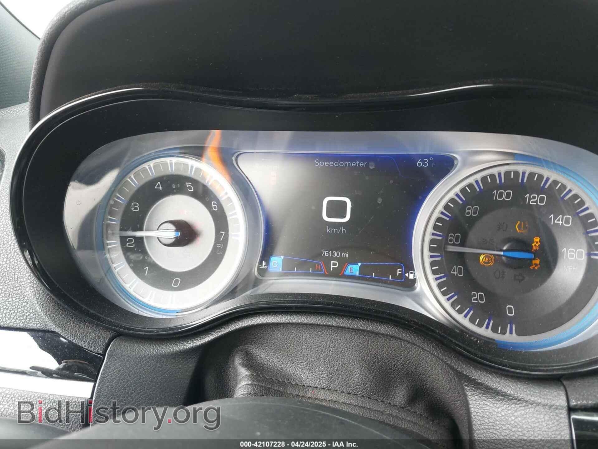 2018 CHRYSLER 300 - VIN: 2C3CCABG4JH285727 - Фото 7