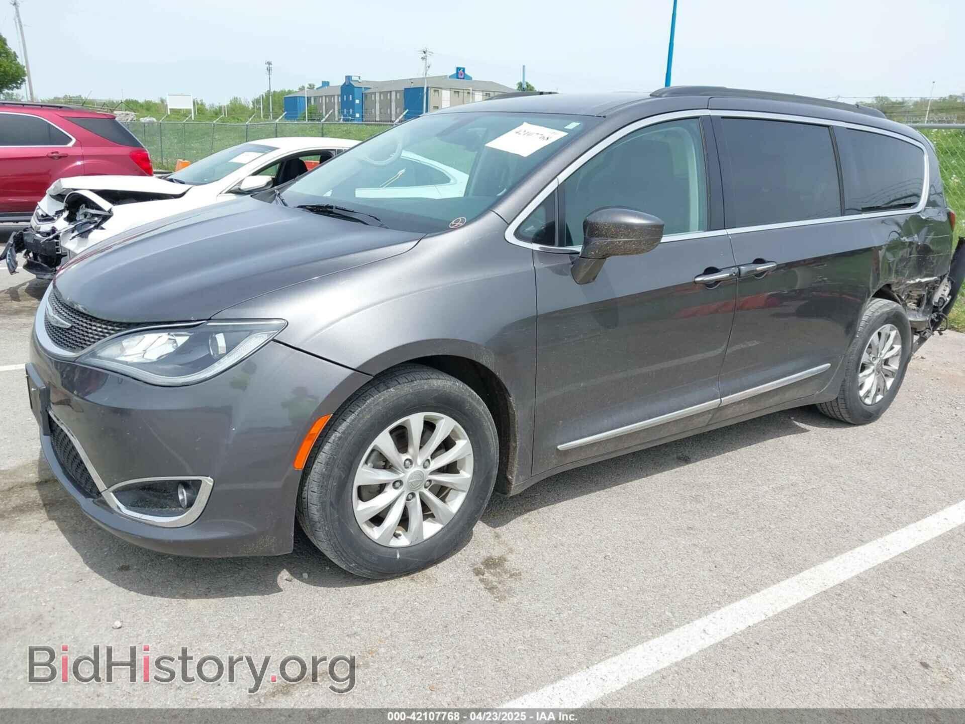 2017 CHRYSLER PACIFICA - VIN: 2C4RC1BG1HR540246 - Фото 2