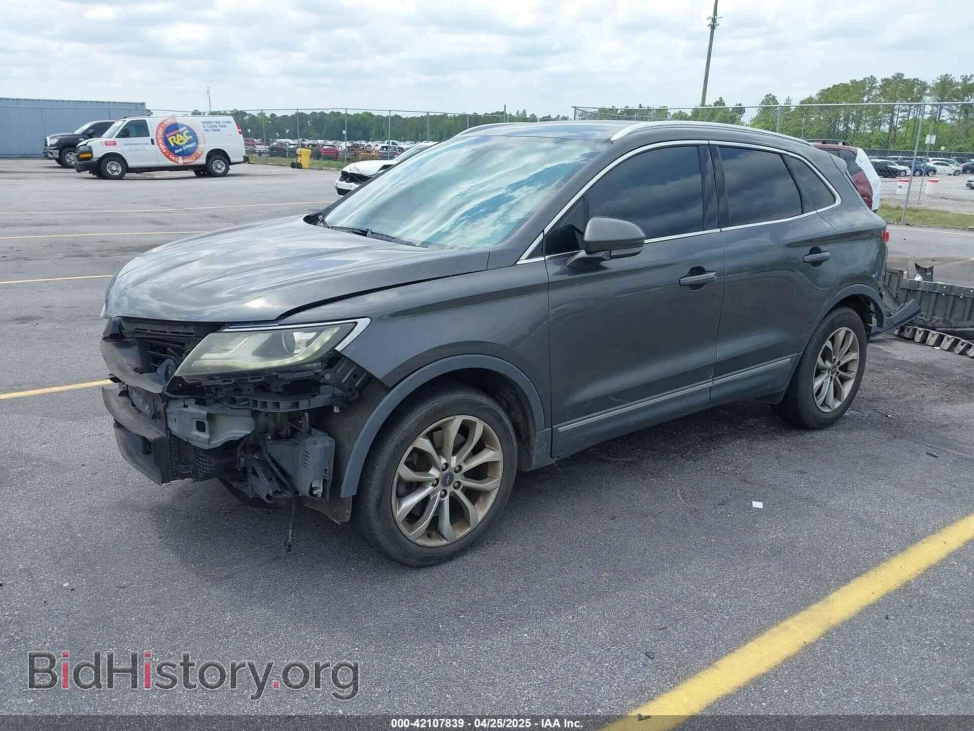 2017 LINCOLN MKC - VIN: 5LMCJ2C98HUL12189 - Photo 2