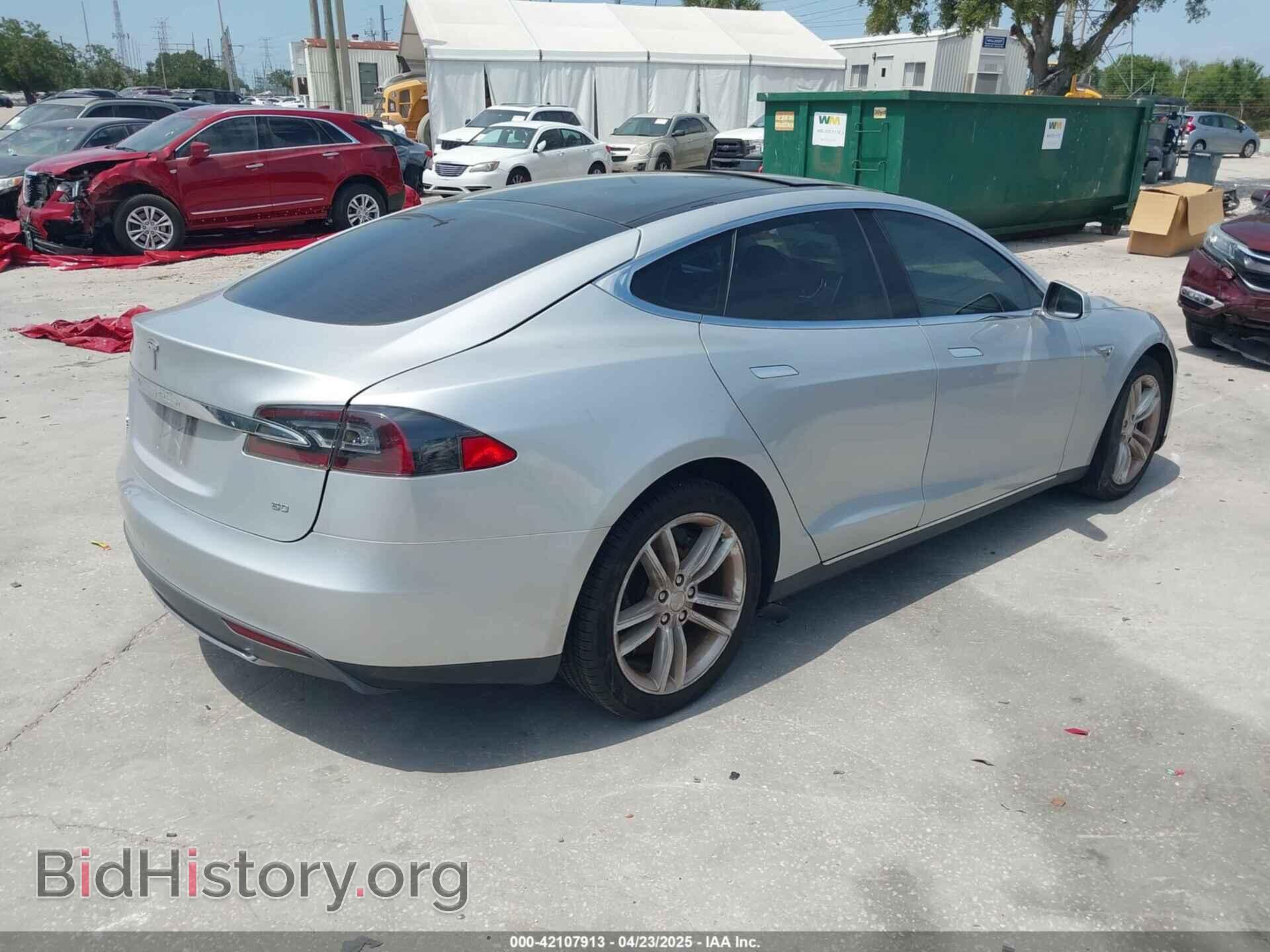 2014 TESLA MODEL S - VIN: 5YJSA1S13EFP49787 - Photo 4