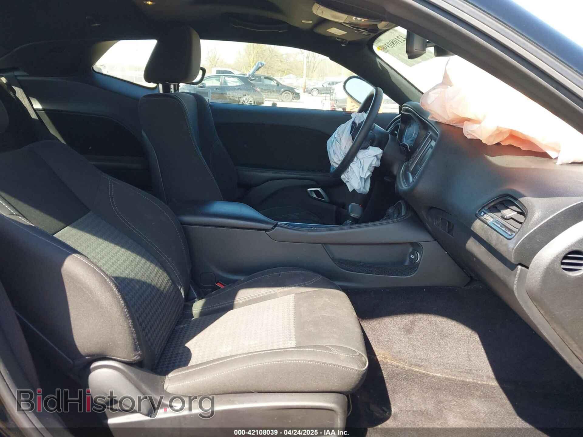 2017 DODGE CHALLENGER - VIN: 2C3CDZAG2HH550653 - Фото 5