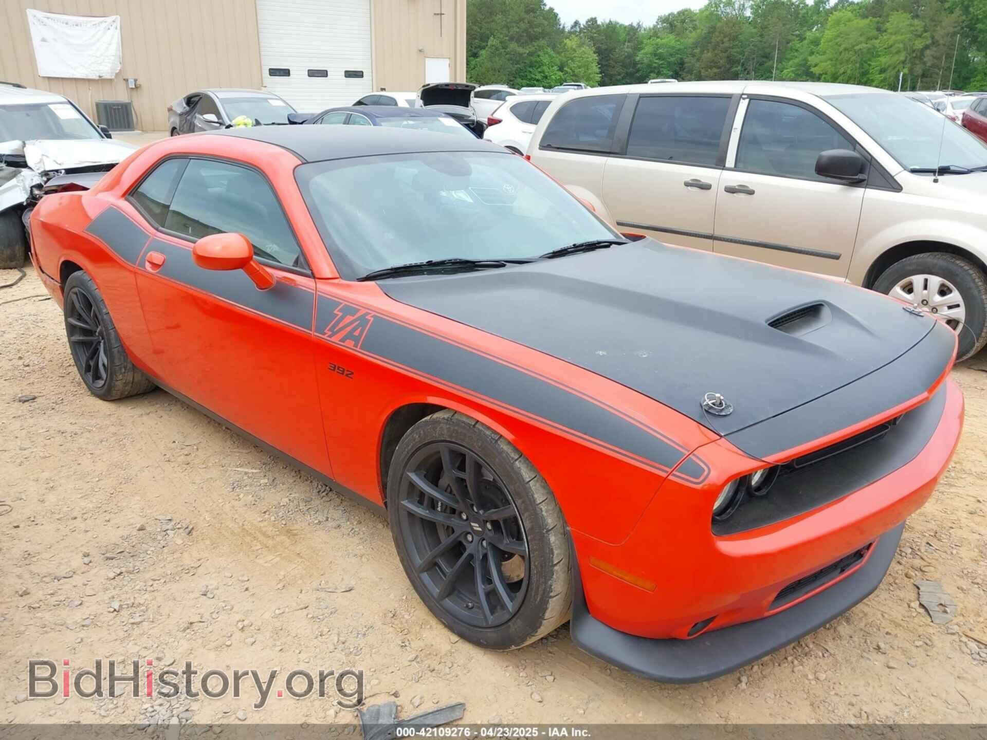 Photo 2C3CDZFJ0HH558593 - DODGE CHALLENGER 2017
