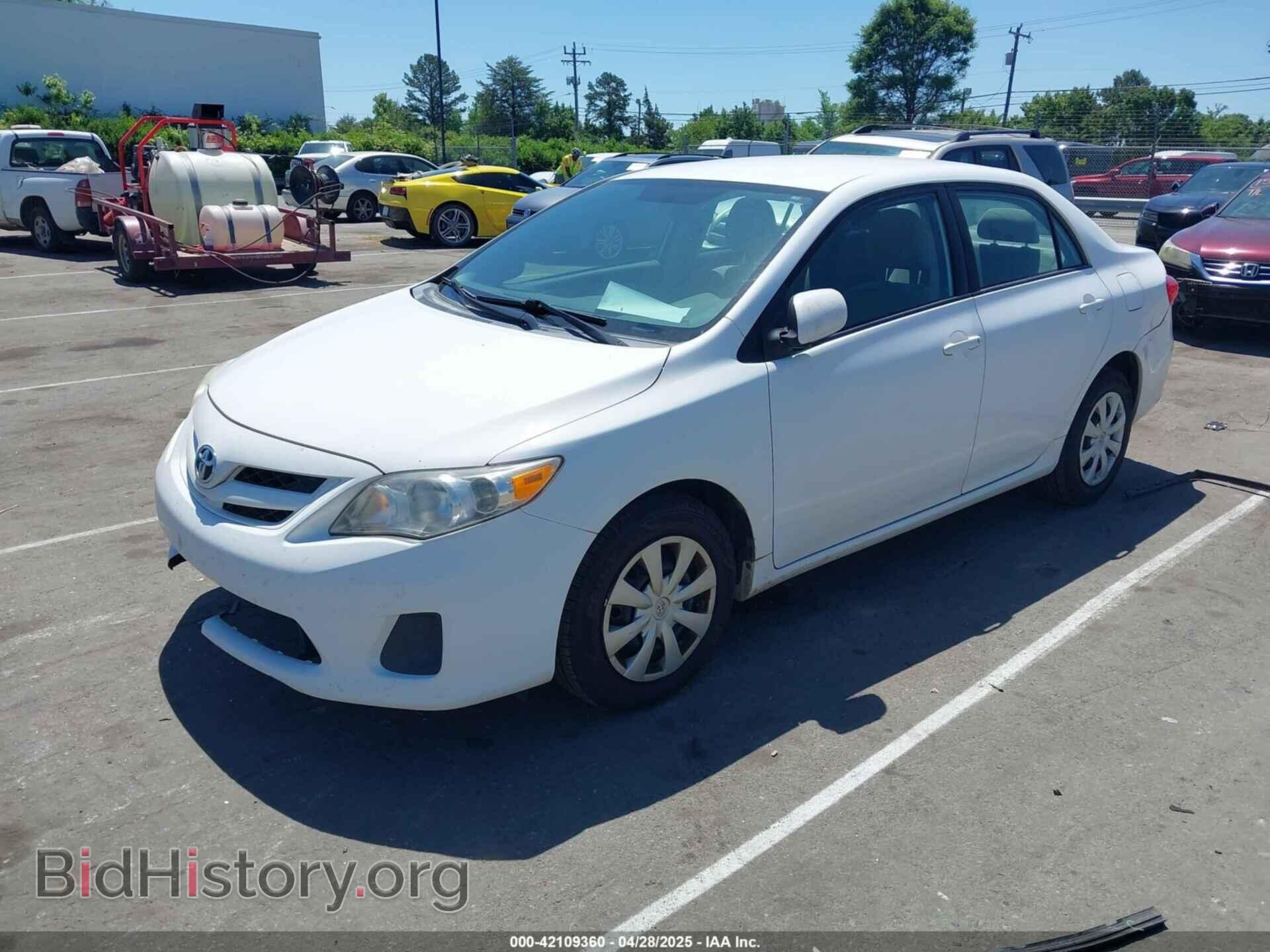 2011 TOYOTA COROLLA - VIN: 2T1BU4EE3BC654749 - Фото 2