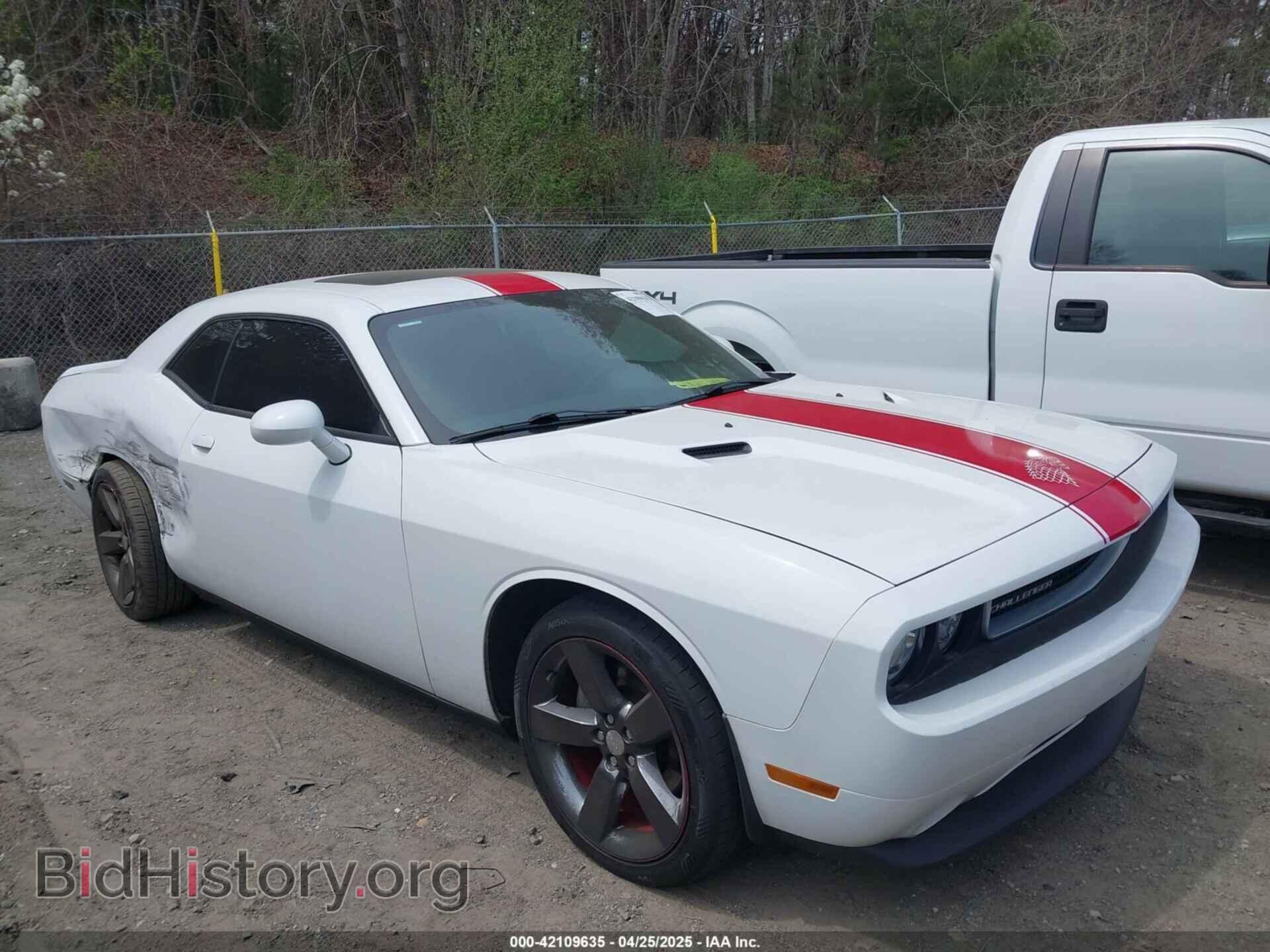 Photo 2C3CDYAG9EH247729 - DODGE CHALLENGER 2014