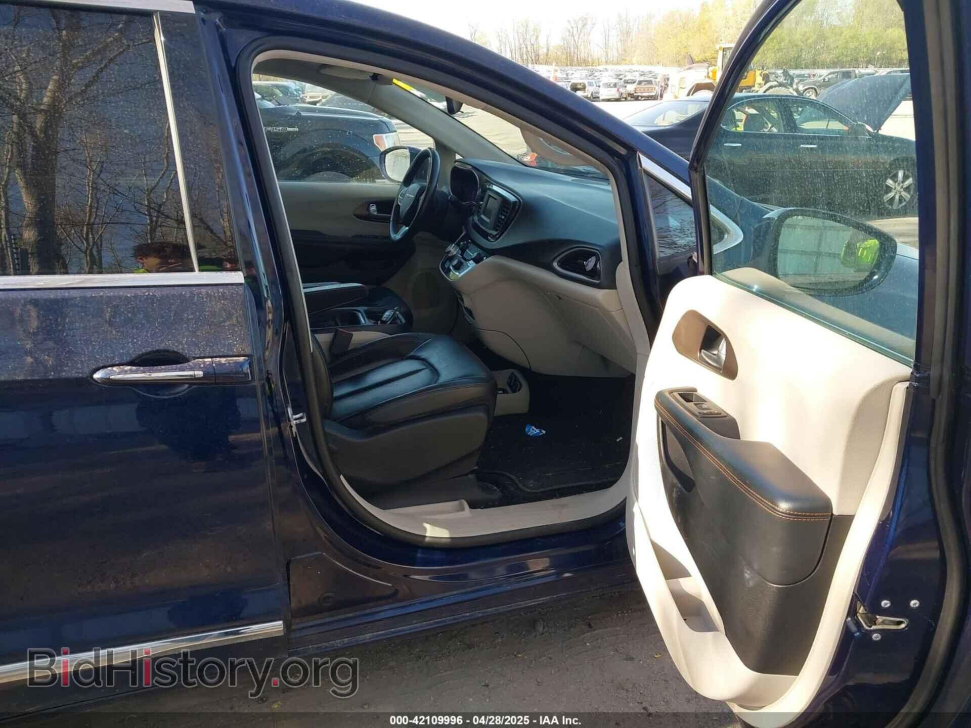 2017 CHRYSLER PACIFICA - VIN: 2C4RC1BG8HR594451 - Фото 5