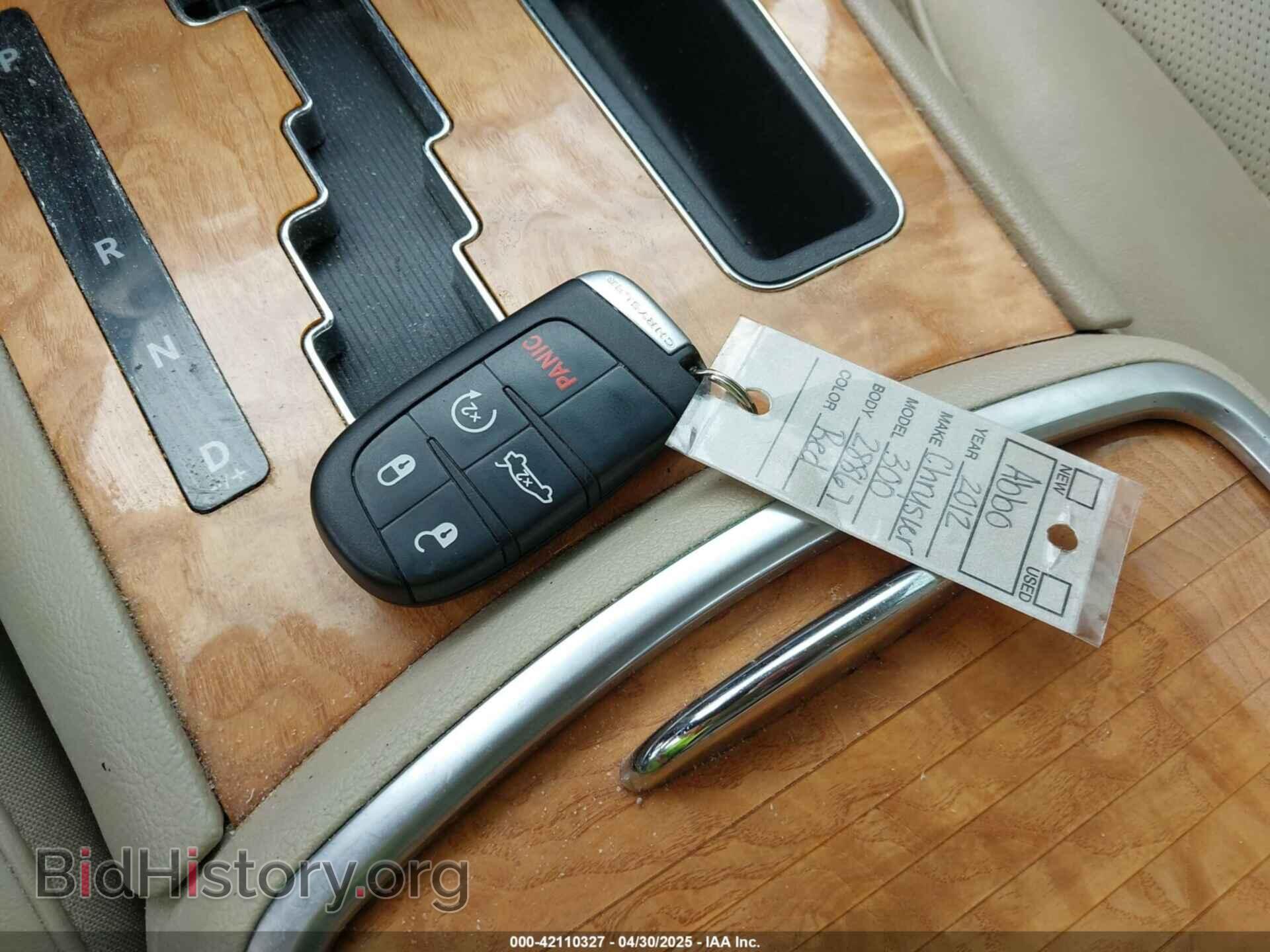 2012 CHRYSLER 300C - VIN: 2C3CCAKTXCH220185 - Photo 11