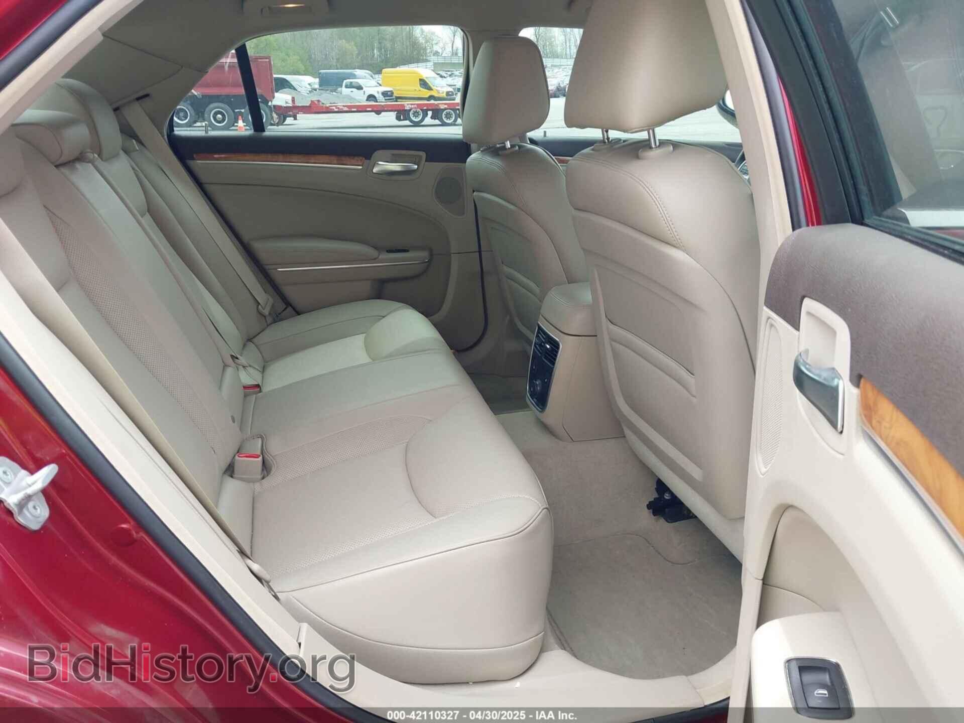2012 CHRYSLER 300C - VIN: 2C3CCAKTXCH220185 - Photo 8