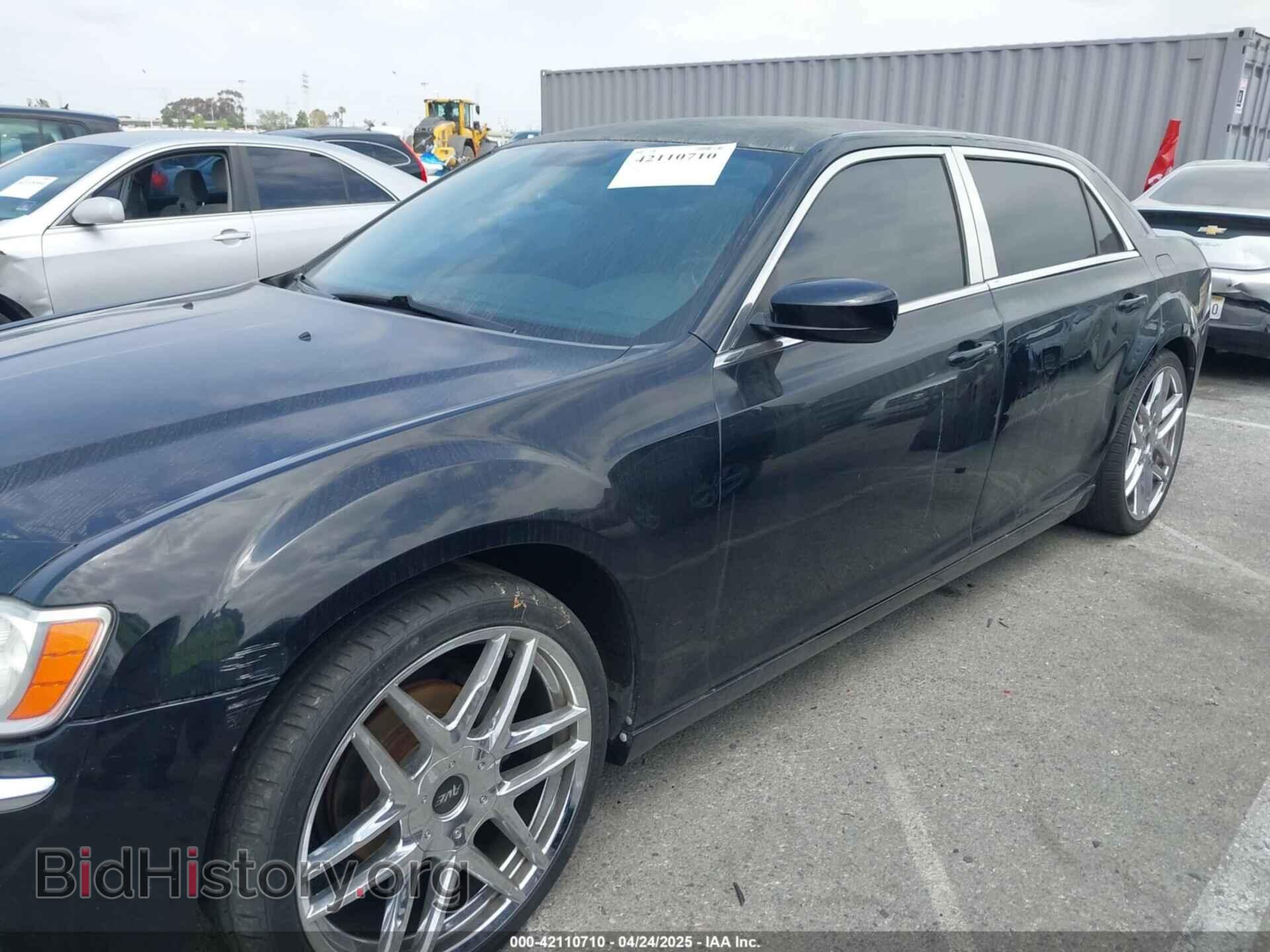 2013 CHRYSLER 300 - VIN: 2C3CCAAG3DH565628 - Фото 6