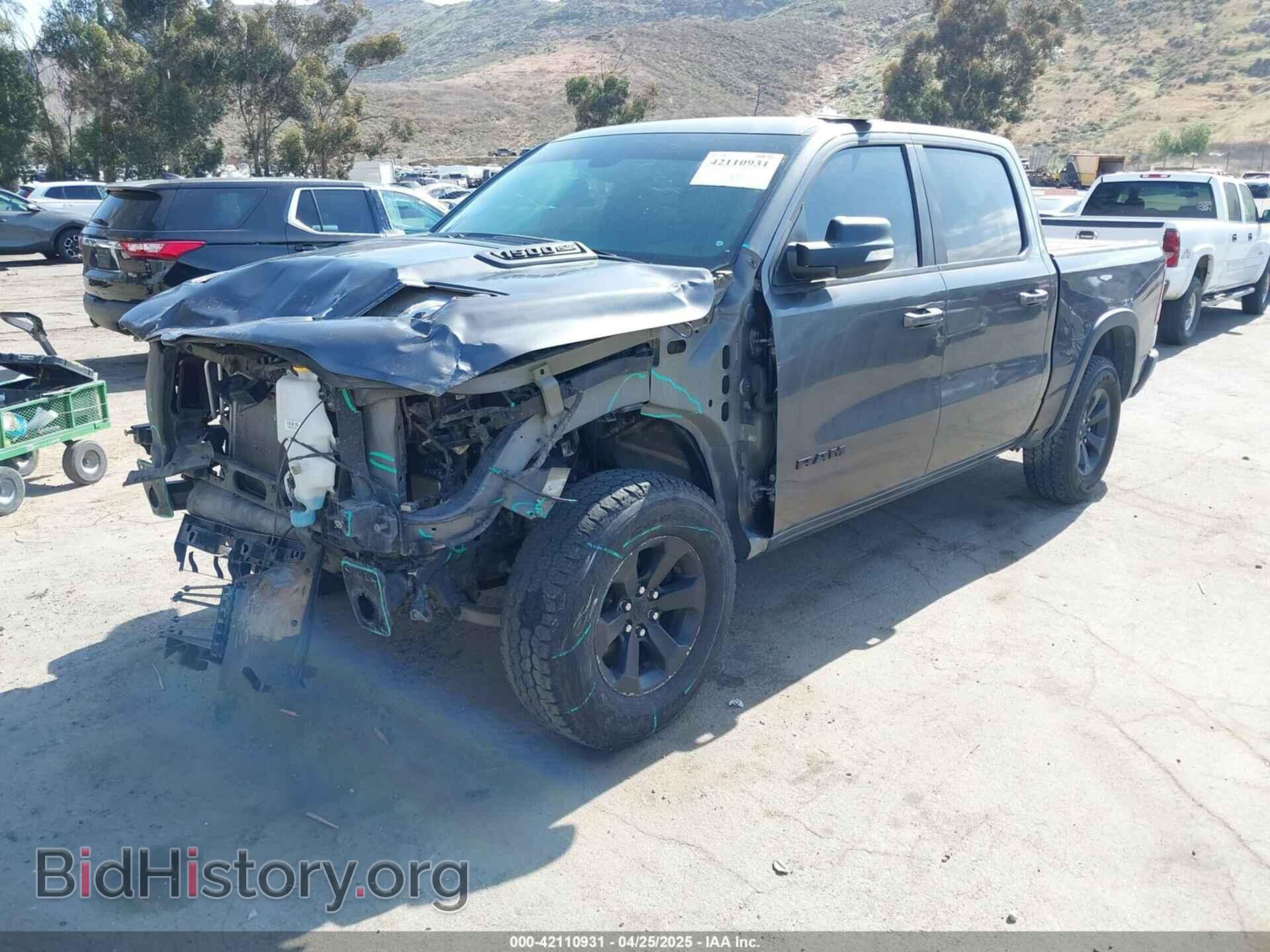 2019 RAM 1500 - VIN: 1C6SRFLT2KN696557 - Фото 2