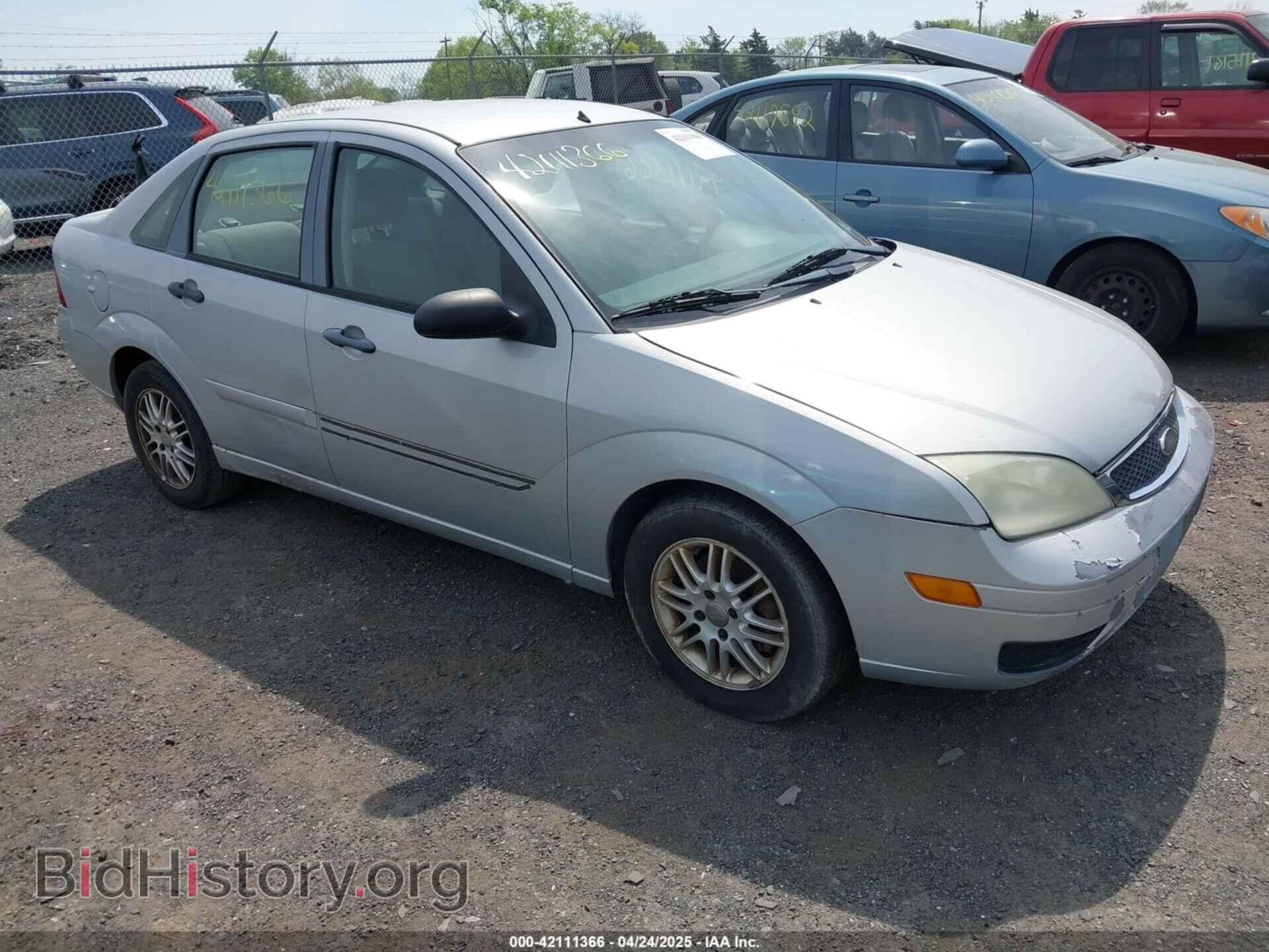 Photo 1FAFP34N67W338545 - FORD FOCUS 2007