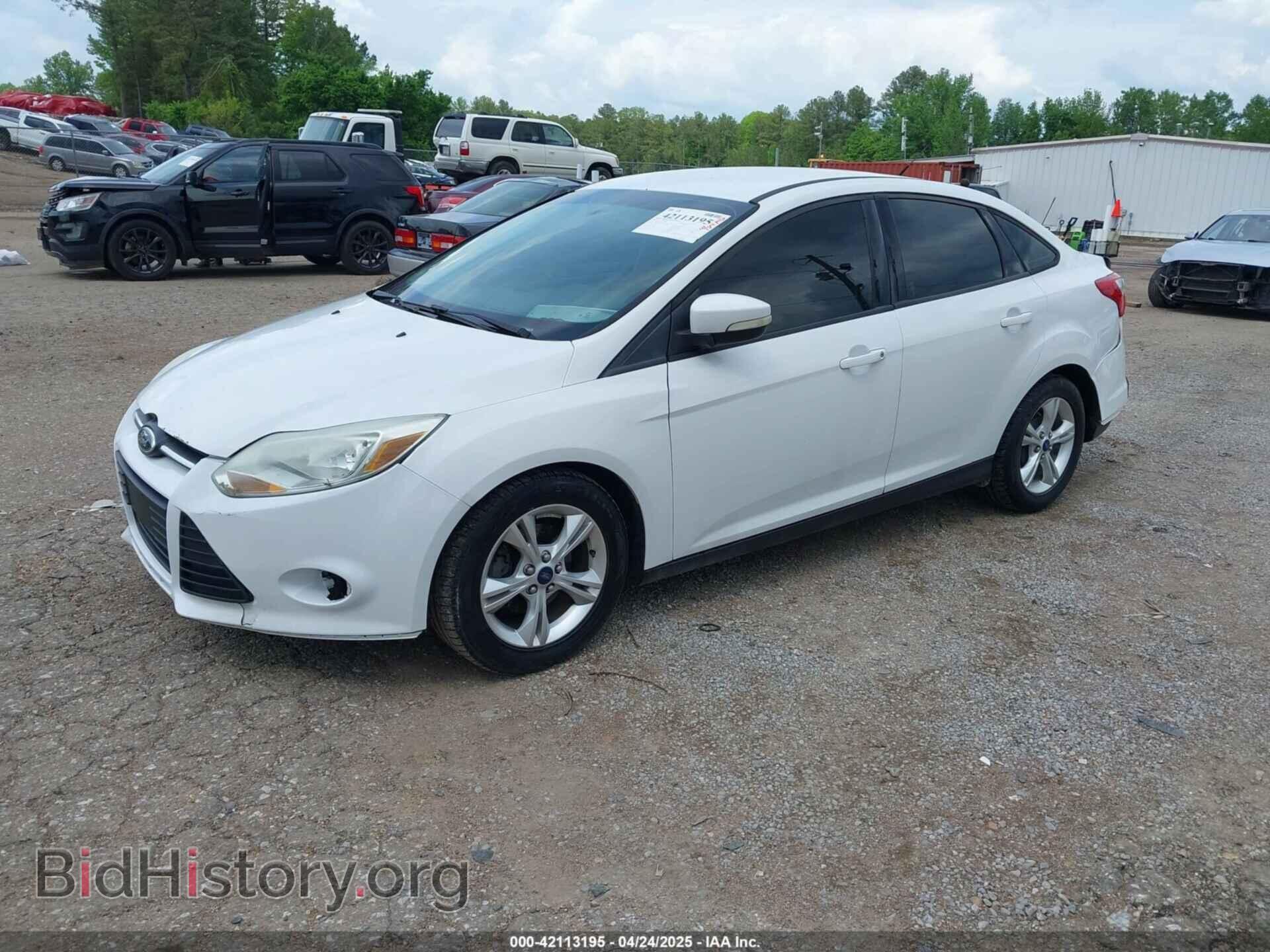 2013 FORD FOCUS - VIN: 1FADP3F22DL158227 - Фото 2