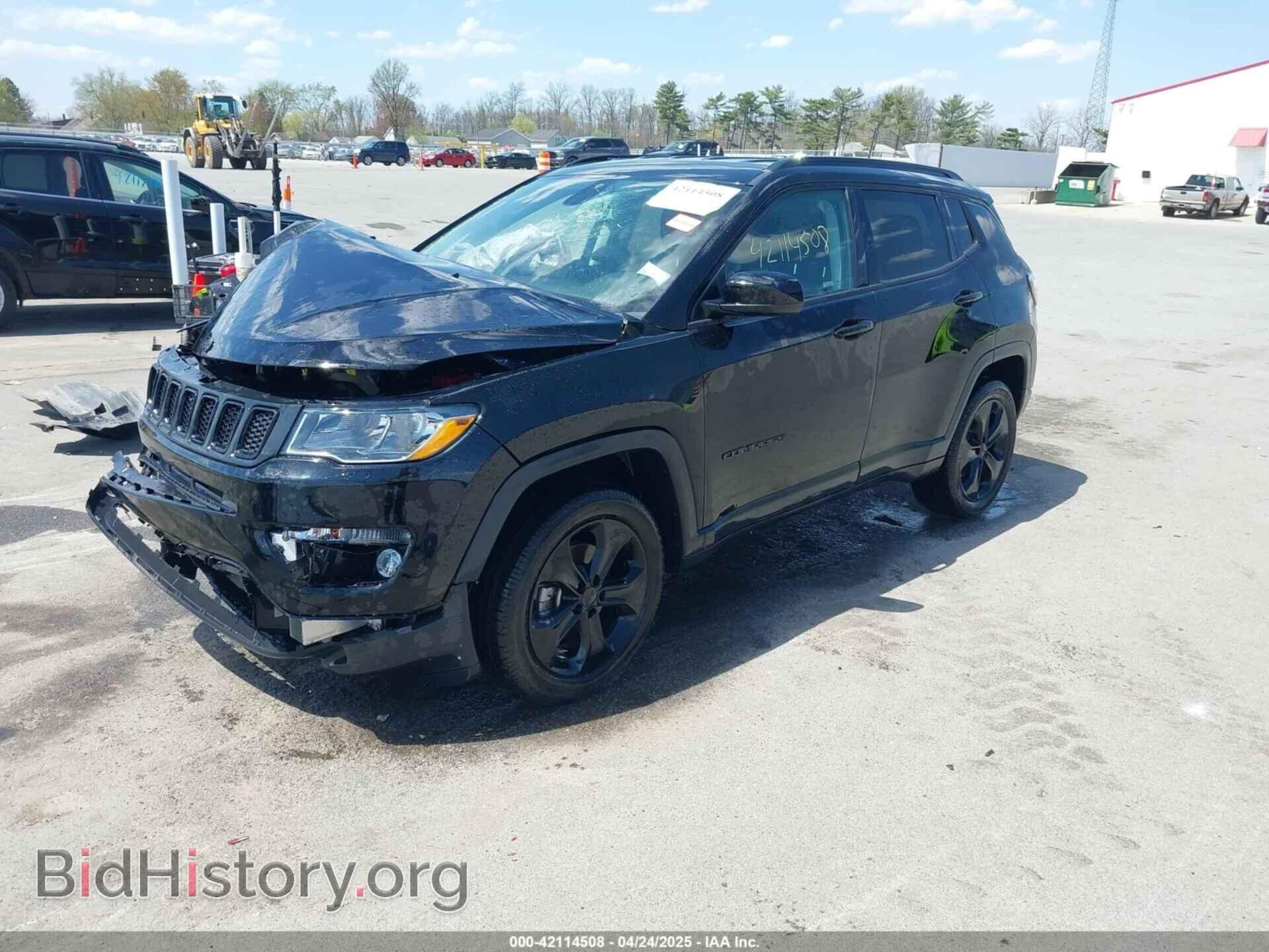 2020 JEEP COMPASS - VIN: 3C4NJDBB7LT117638 - Фото 2