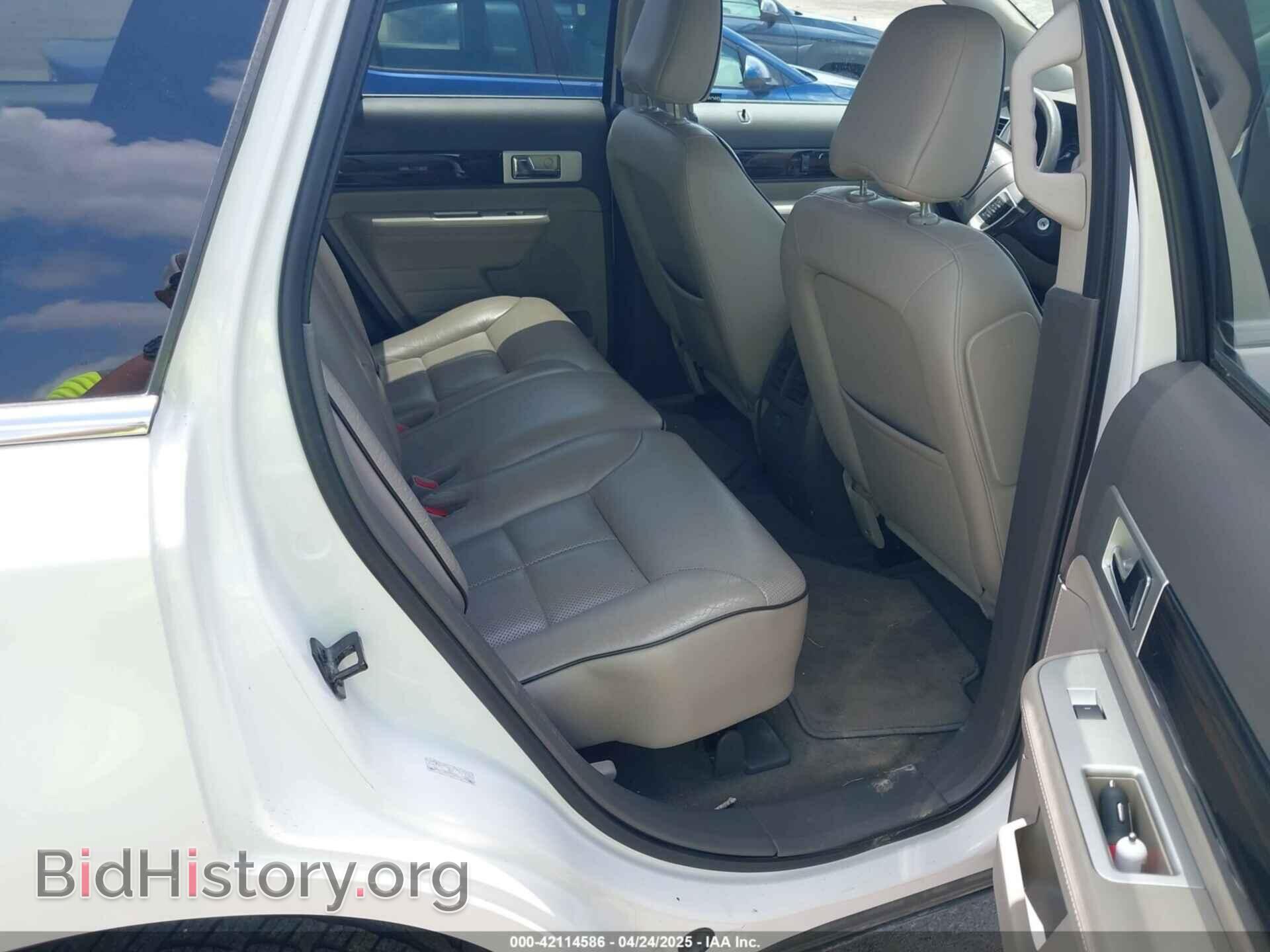 2009 LINCOLN MKX - VIN: 2LMDU68C19BJ10302 - Photo 8