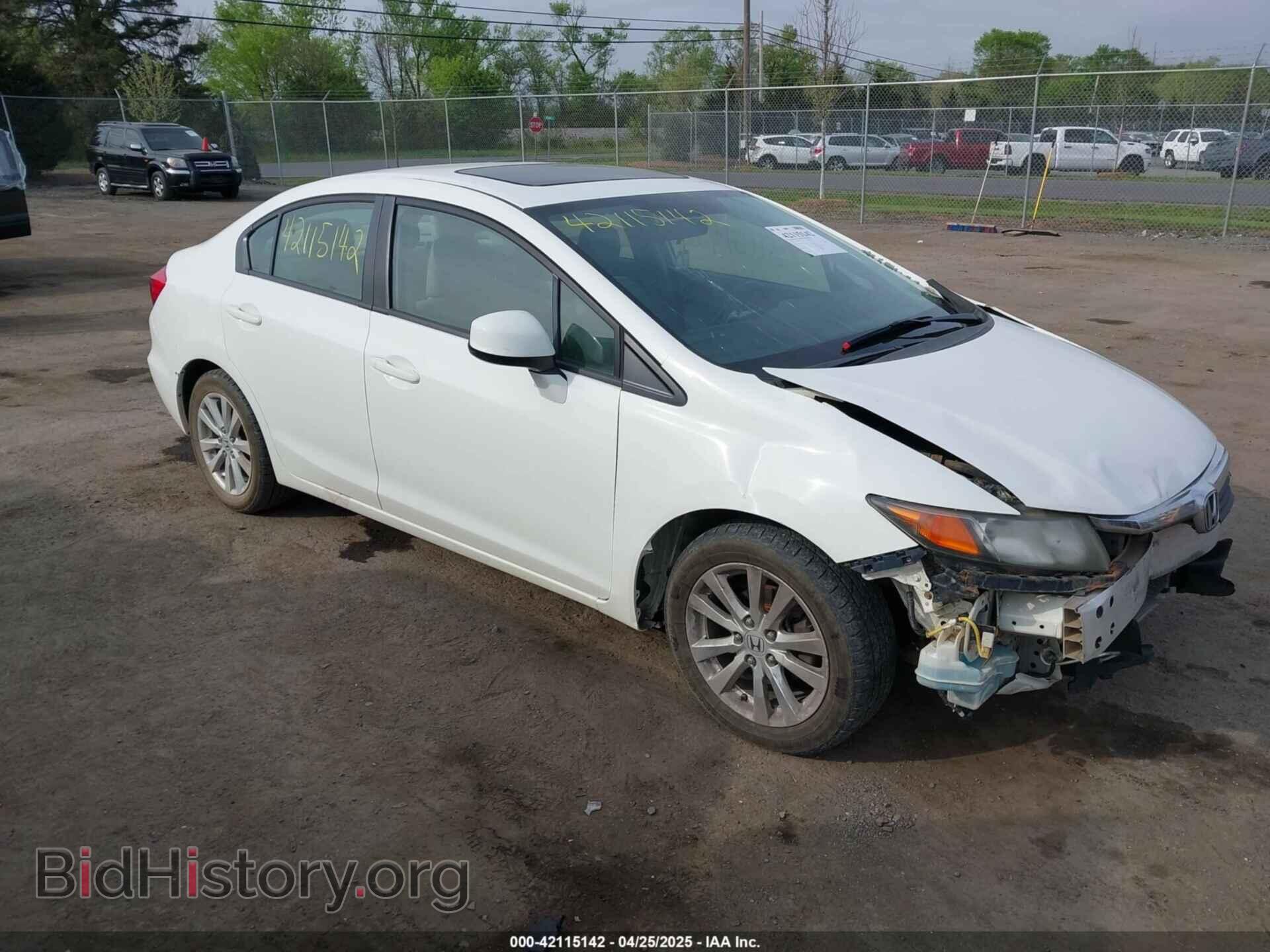 Фотография 19XFB2F97CE337668 - HONDA CIVIC 2012
