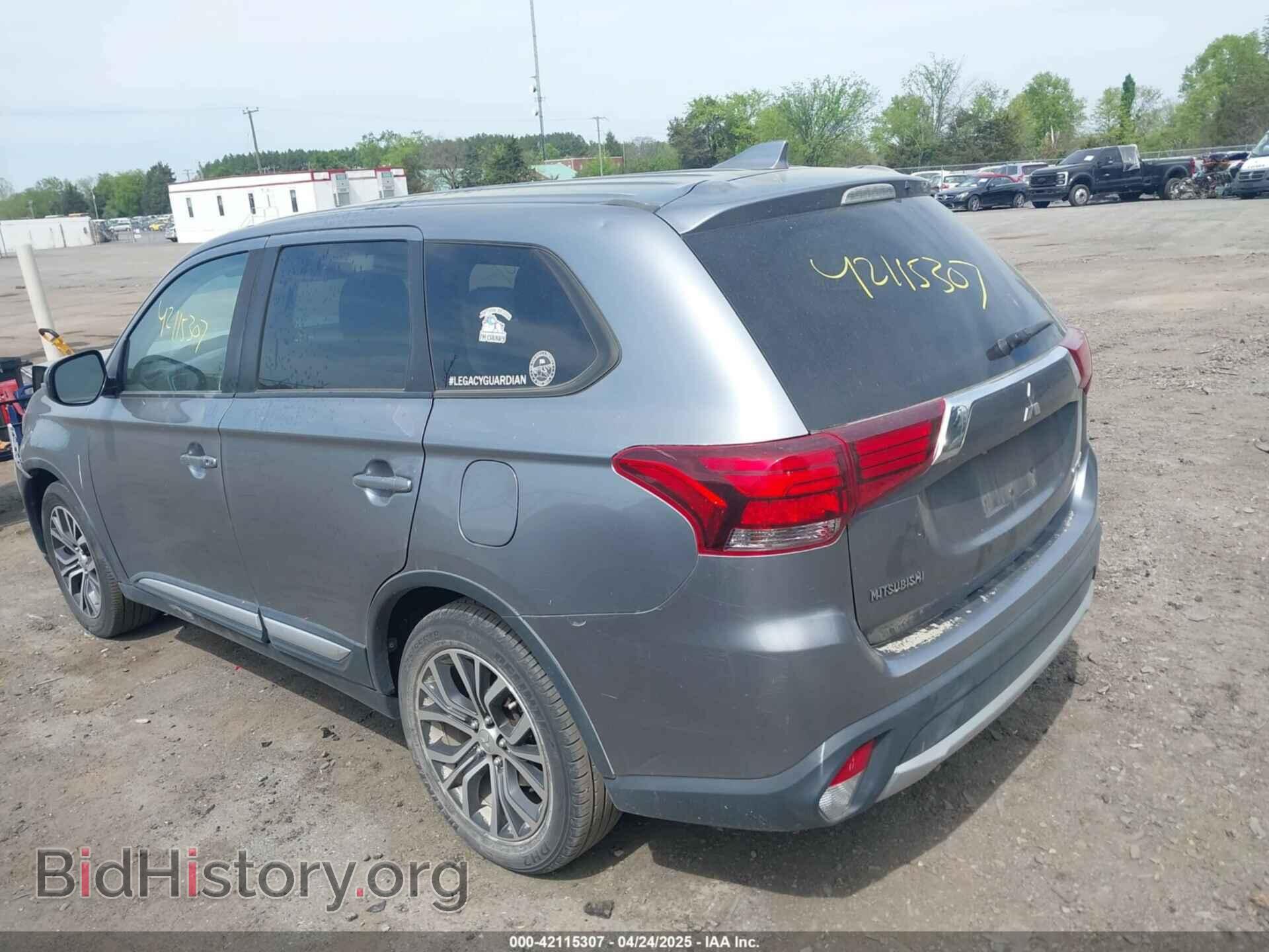 2018 MITSUBISHI OUTLANDER - VIN: JA4AD3A36JZ043199 - Фото 3