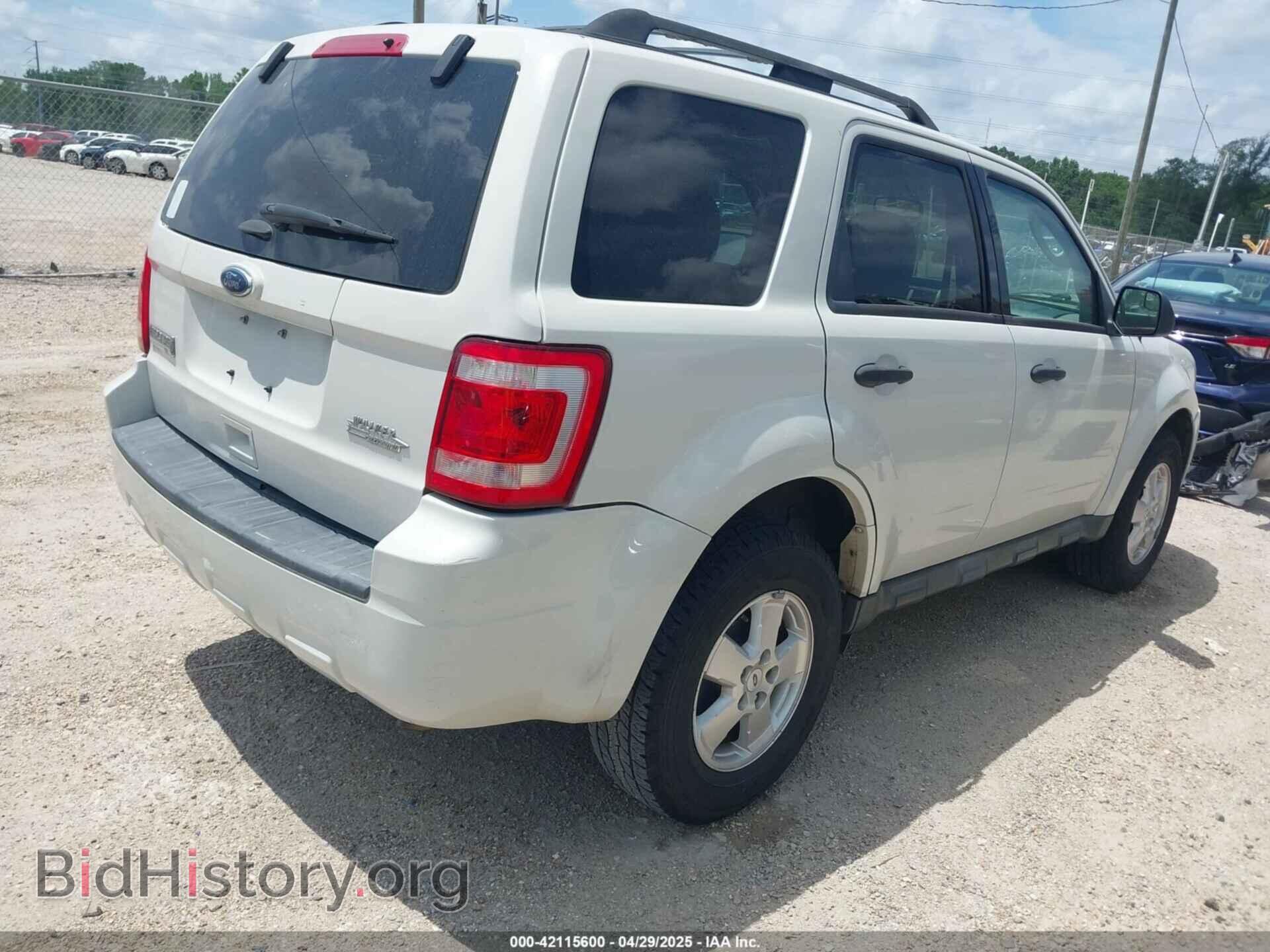 2011 FORD ESCAPE - VIN: 1FMCU0D70BKC48244 - Фото 4