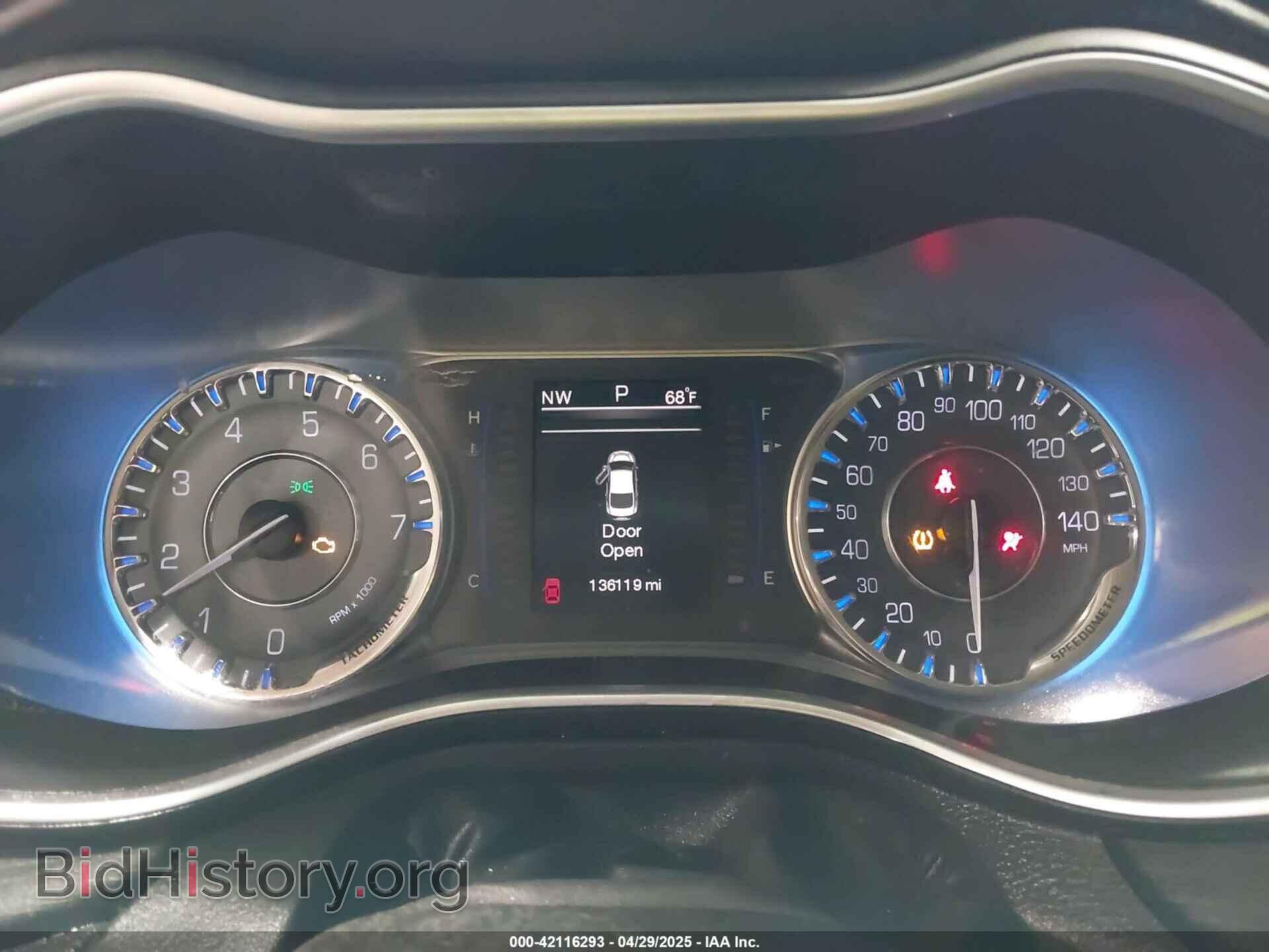 2015 CHRYSLER 200 - VIN: 1C3CCCAB0FN690385 - Фото 7