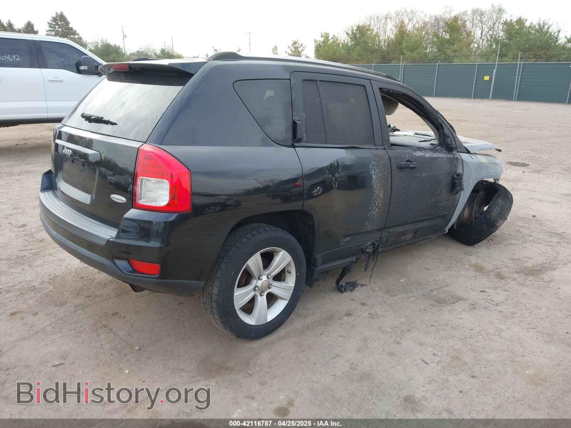 2011 JEEP COMPASS - VIN: 1J4NF1FB9BD145434 - Фото 4