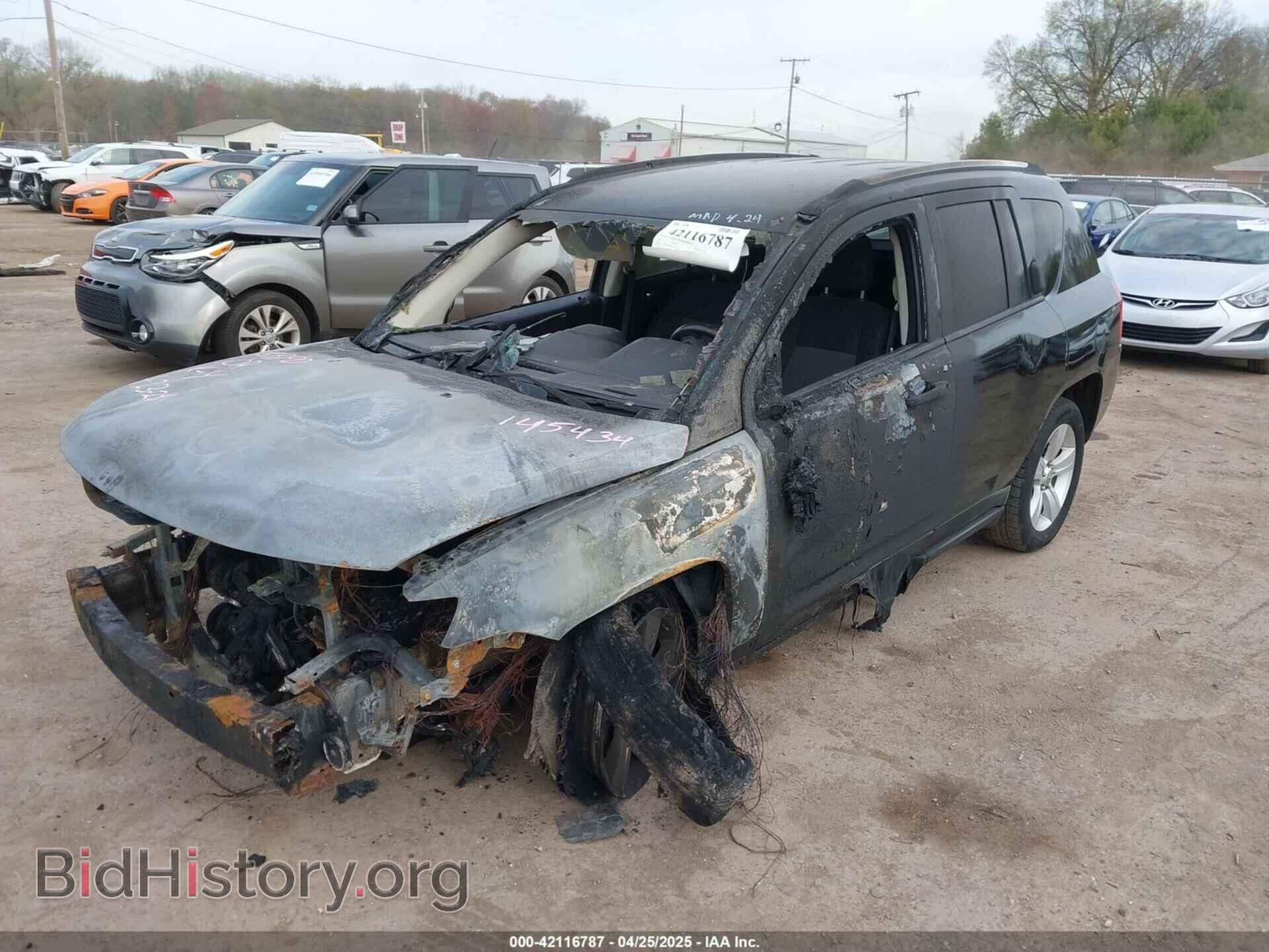 2011 JEEP COMPASS - VIN: 1J4NF1FB9BD145434 - Фото 6