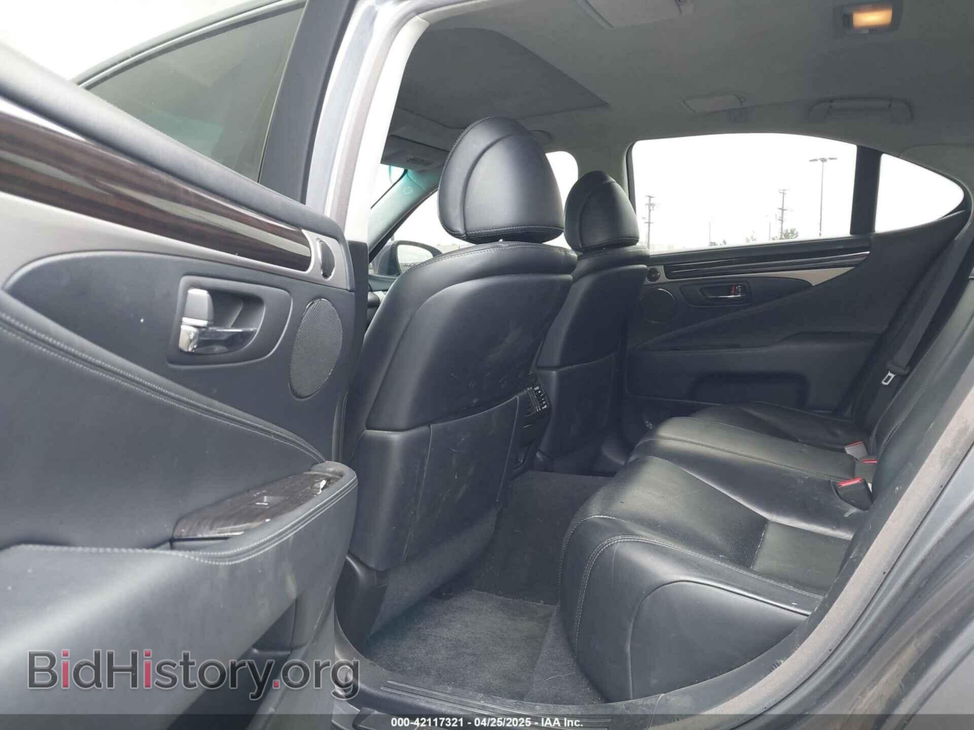 2013 LEXUS LS 460 - VIN: JTHBL5EF4D5124192 - Photo 8