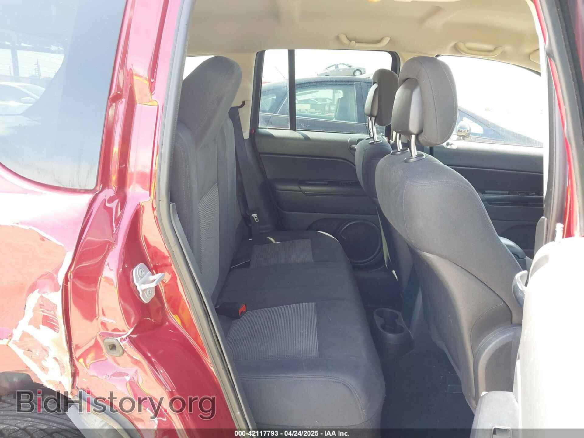 2011 JEEP COMPASS - VIN: 1J4NF1FBXBD188549 - Фото 8