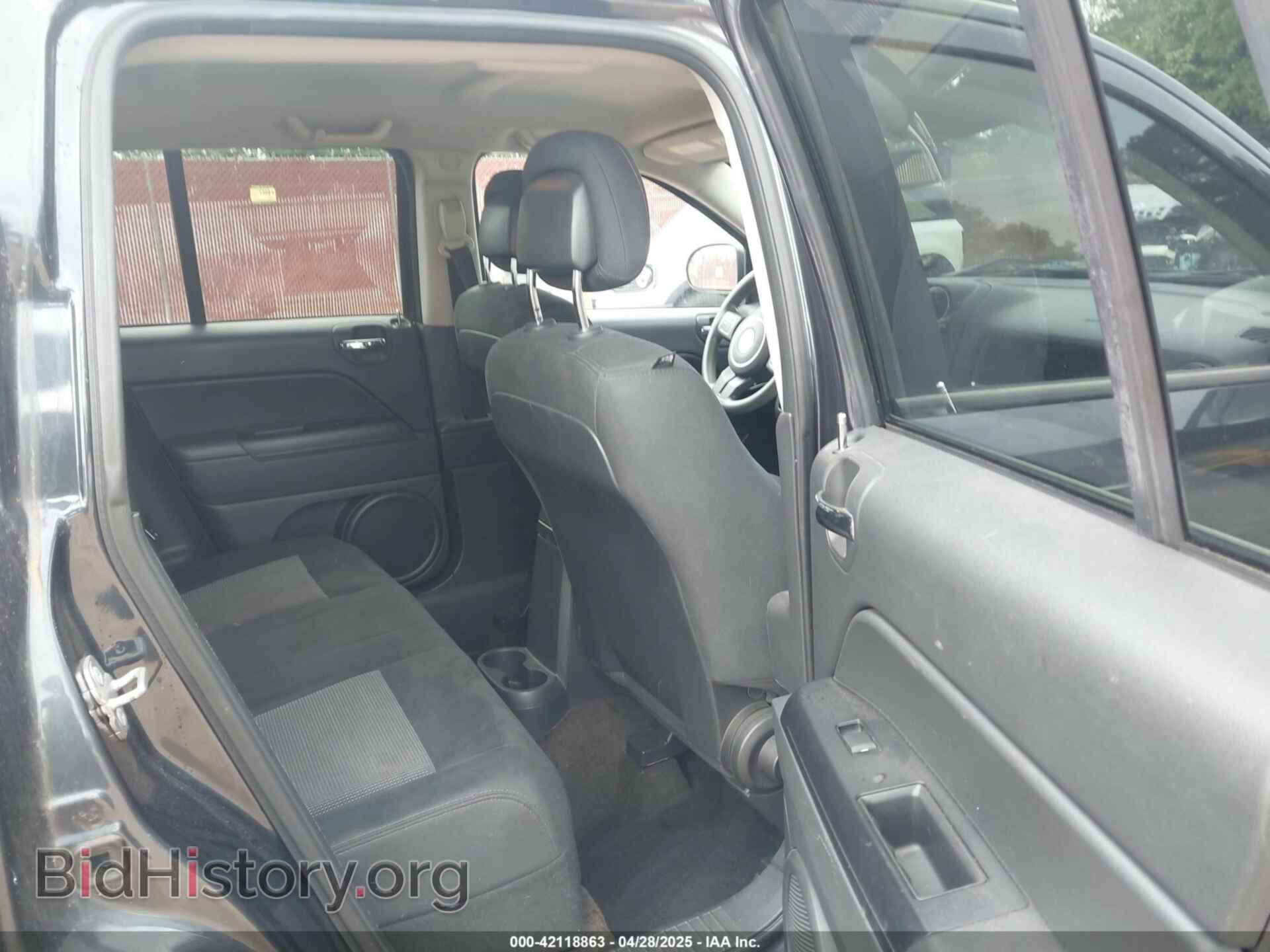 2014 JEEP COMPASS - VIN: 1C4NJCBA1ED725875 - Фото 8