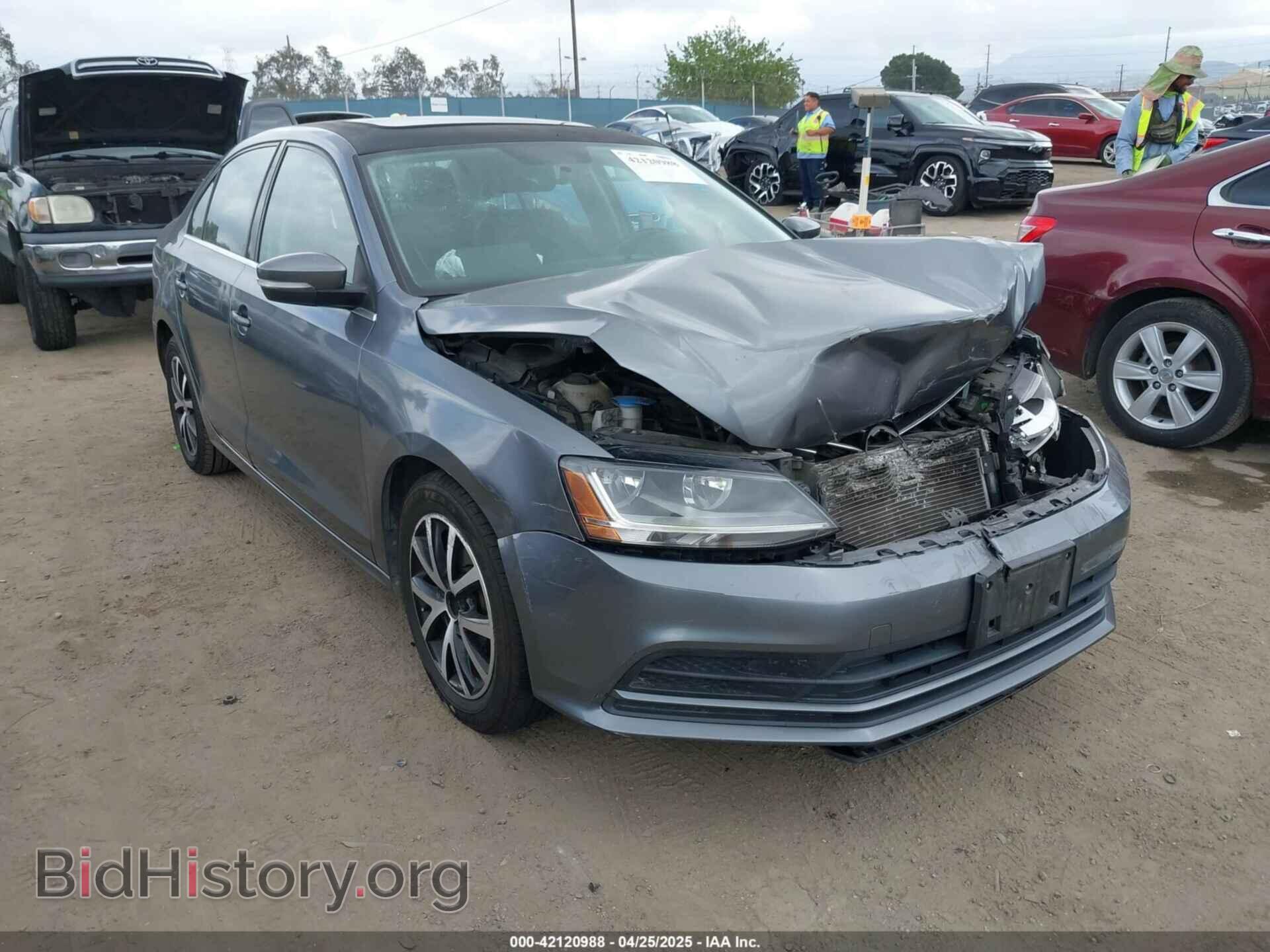 Фотография 3VWDB7AJ1HM259923 - VOLKSWAGEN JETTA 2017