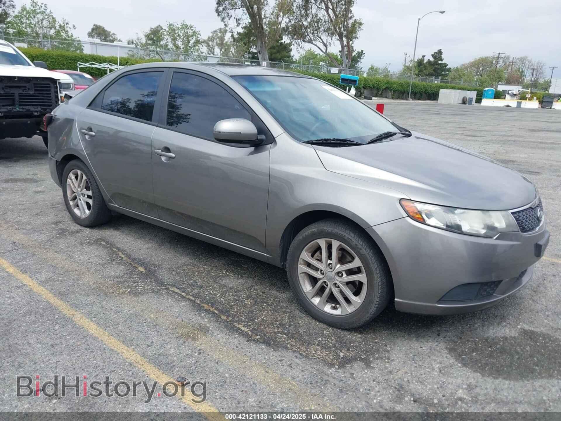 Фотография KNAFU4A2XC5560585 - KIA FORTE 2012