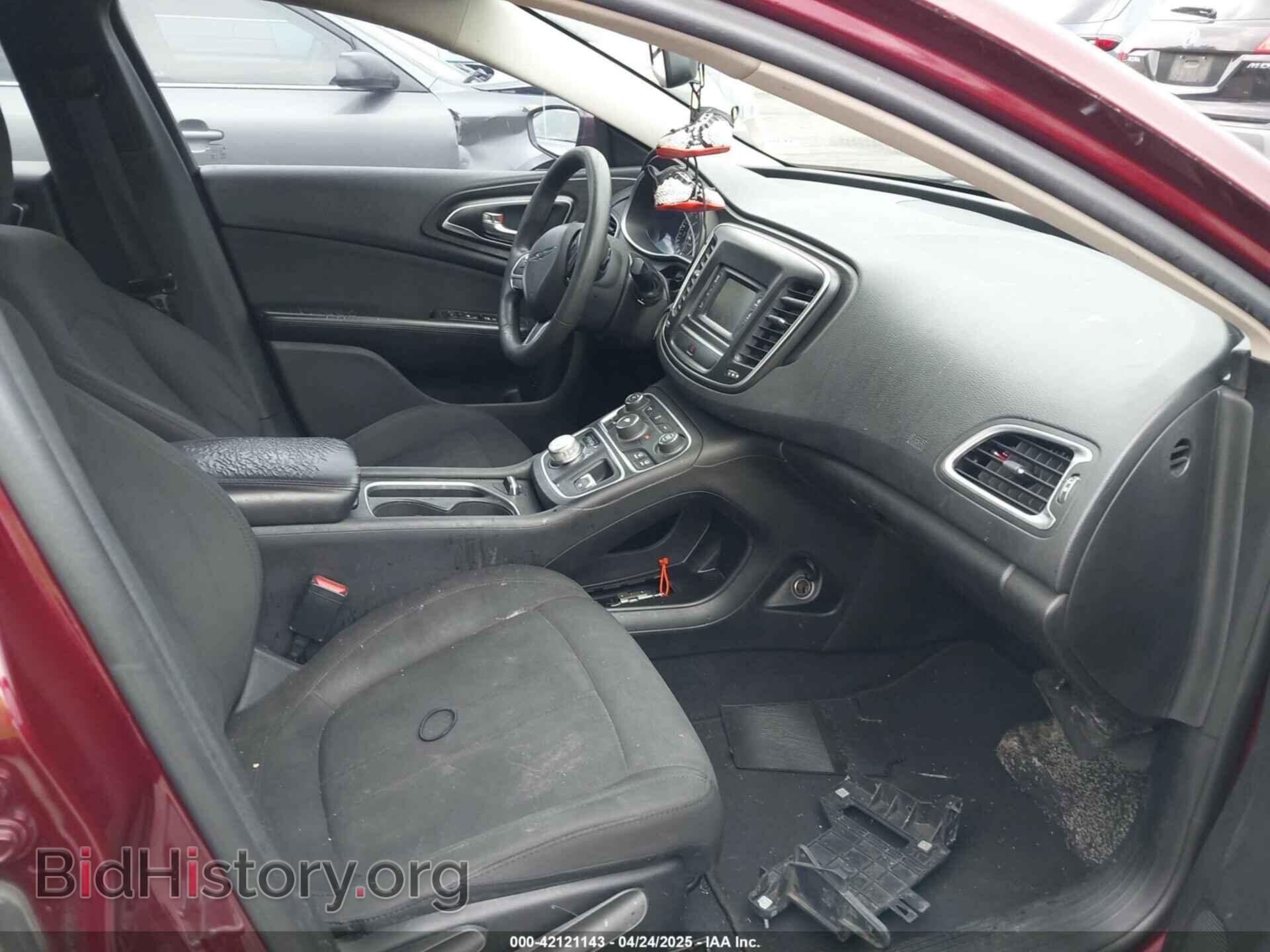 2016 CHRYSLER 200 - VIN: 1C3CCCAB5GN157031 - Фото 5