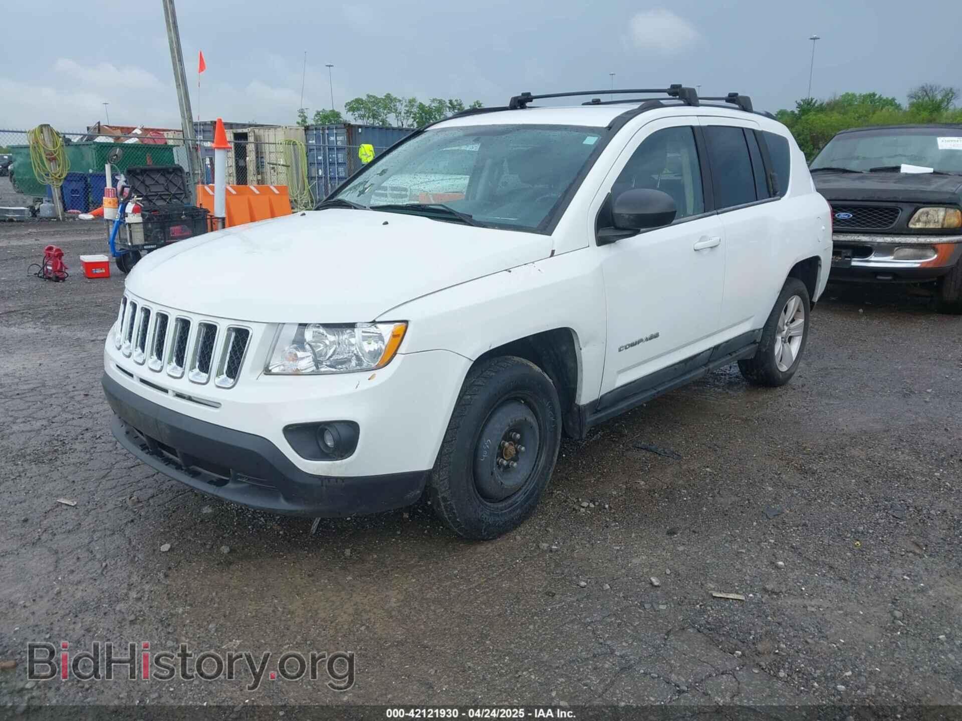 2011 JEEP COMPASS - VIN: 1J4NT1FB1BD192076 - Photo 2