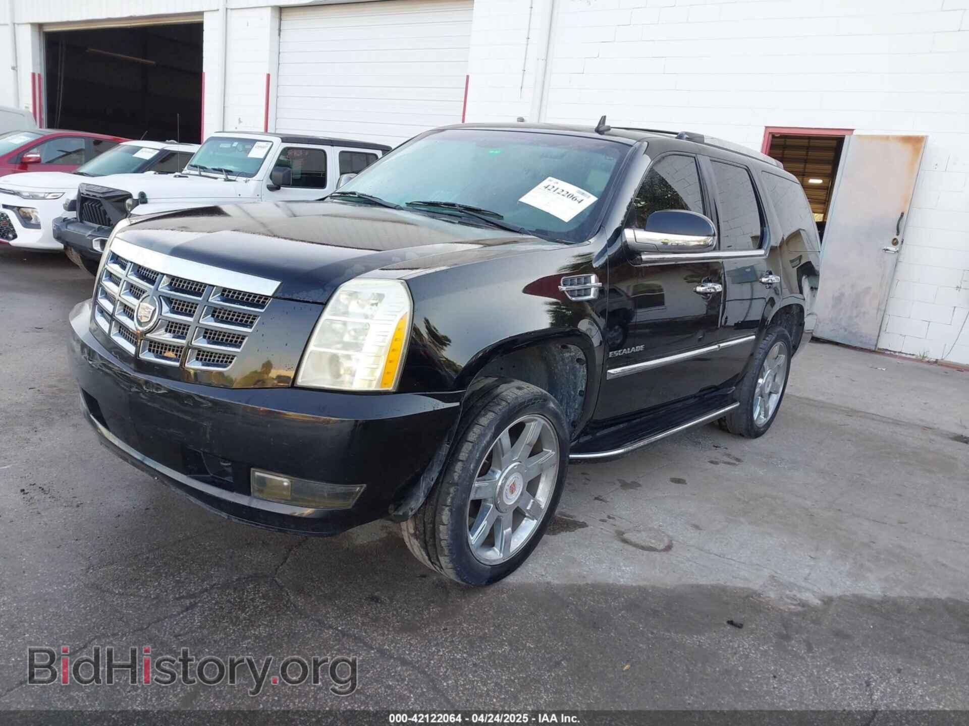 2013 CADILLAC ESCALADE - VIN: 1GYS3BEF0DR200347 - Фото 2