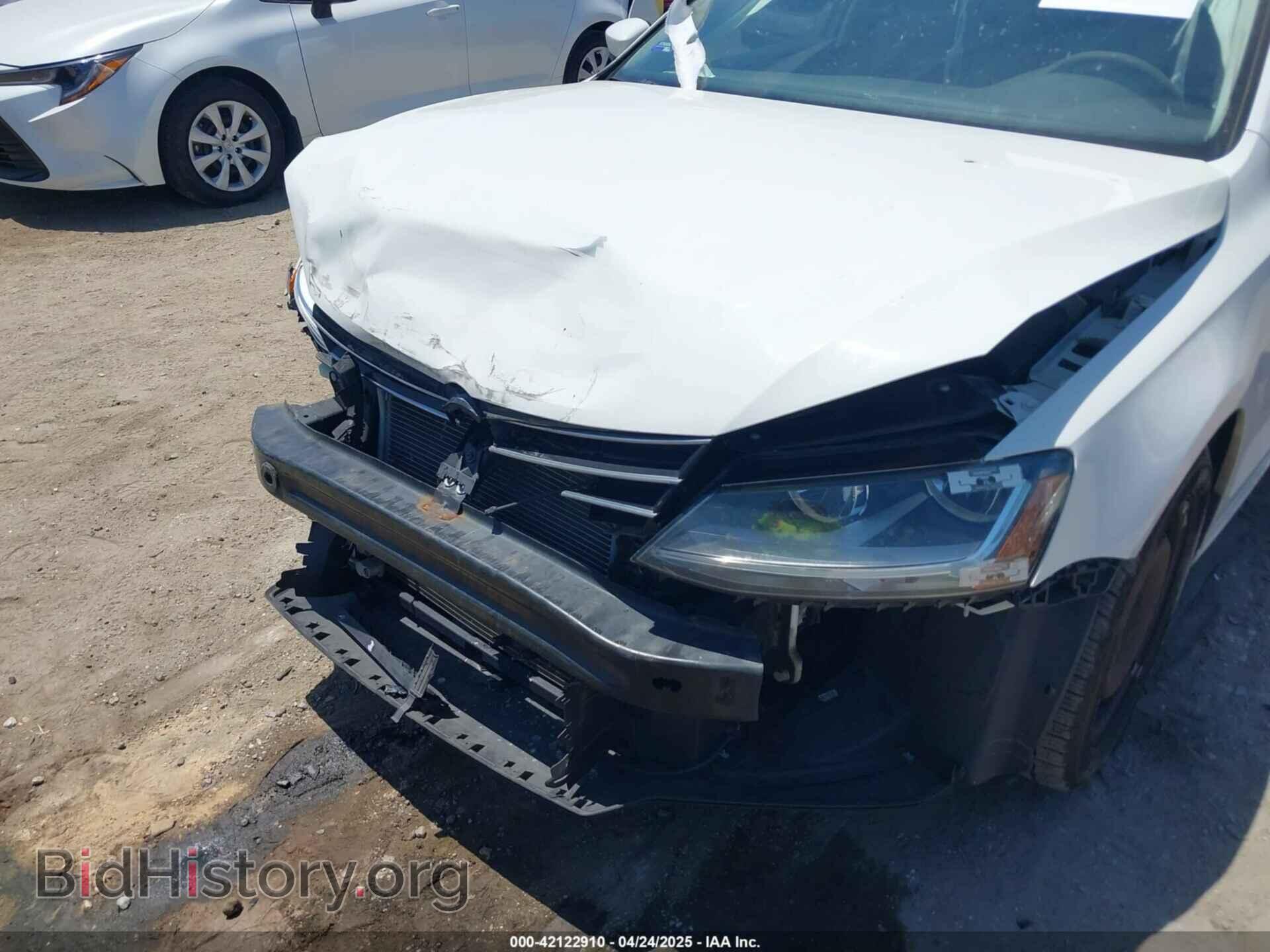 2017 VOLKSWAGEN JETTA - VIN: 3VW2B7AJ4HM364589 - Фото 6