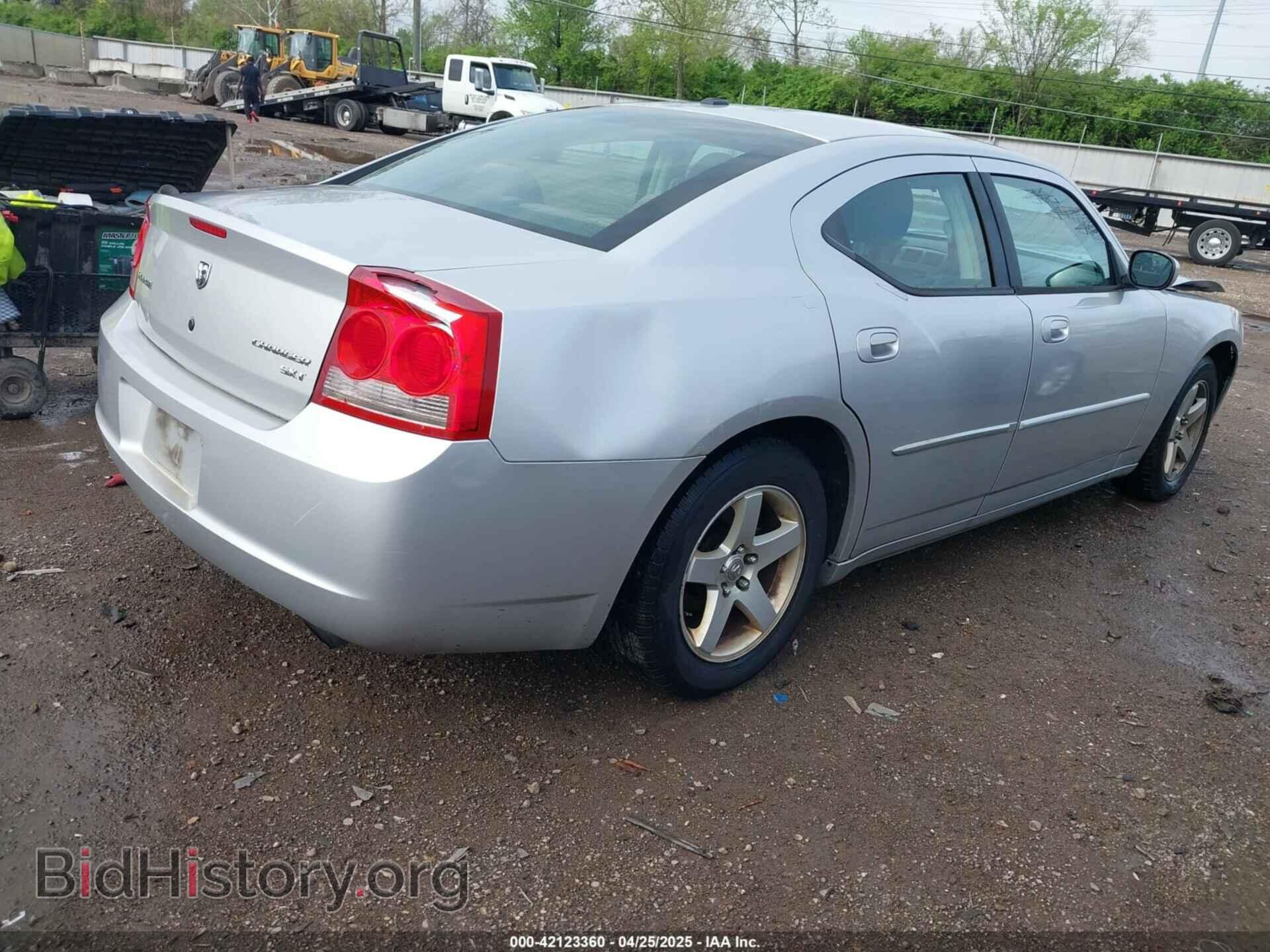 2010 DODGE CHARGER - VIN: 2B3CA3CV2AH237476 - Фото 4
