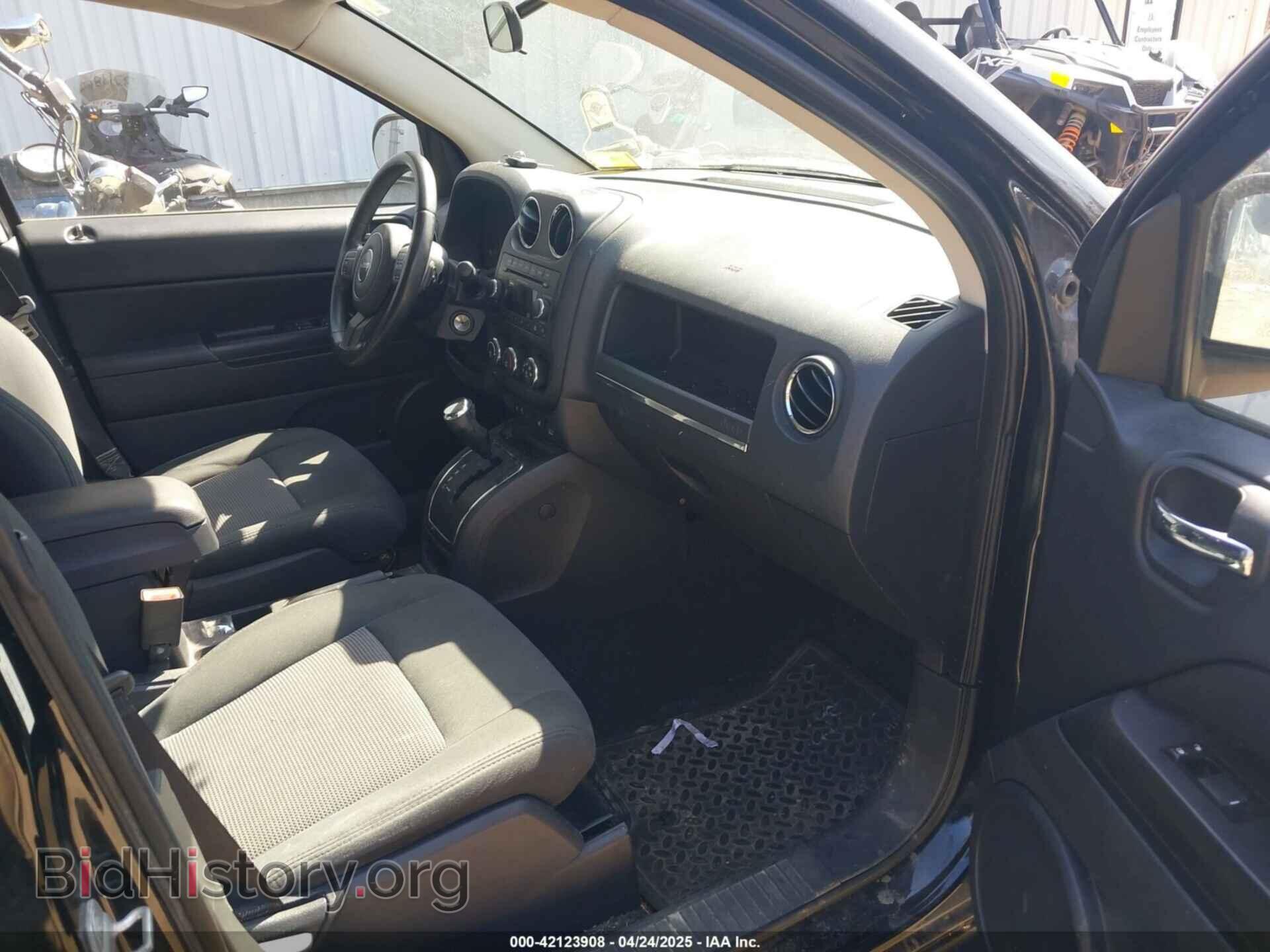 2012 JEEP COMPASS - VIN: 1C4NJDEB2CD621760 - Фото 5