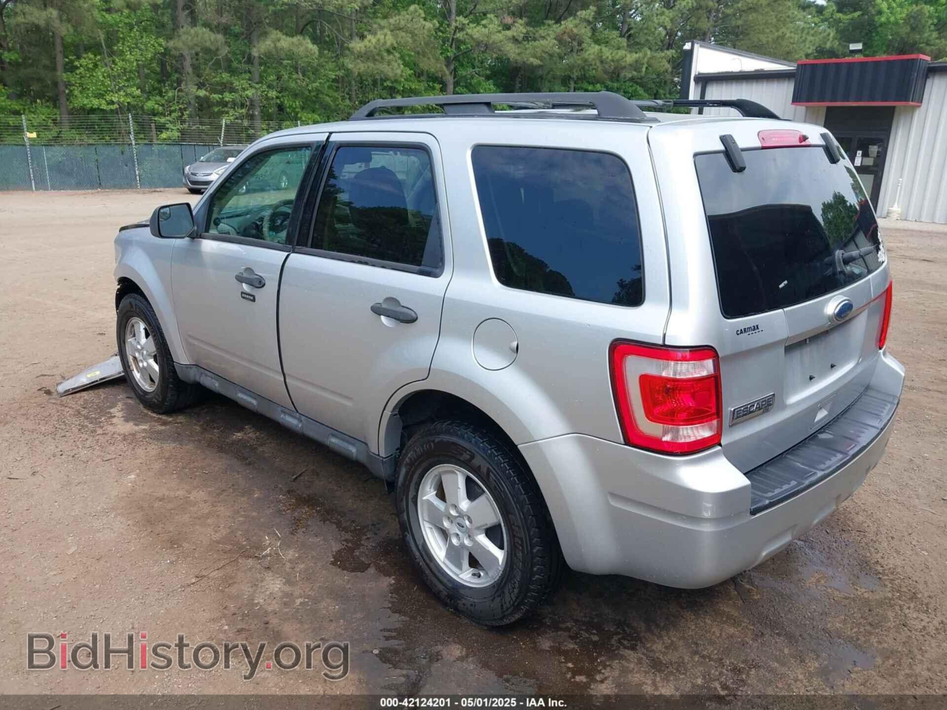 2010 FORD ESCAPE - VIN: 1FMCU0D77AKB01921 - Photo 3