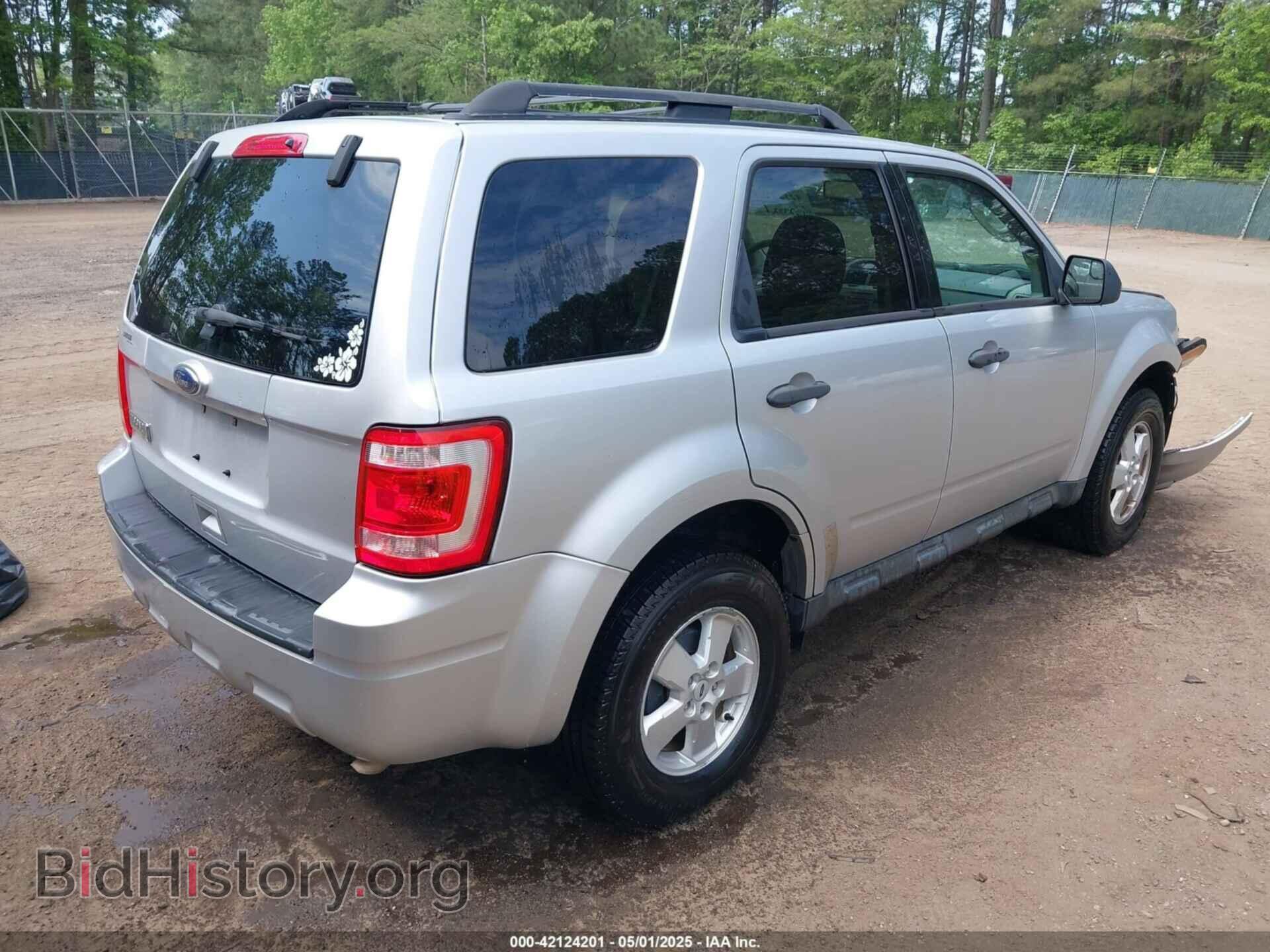 2010 FORD ESCAPE - VIN: 1FMCU0D77AKB01921 - Photo 4
