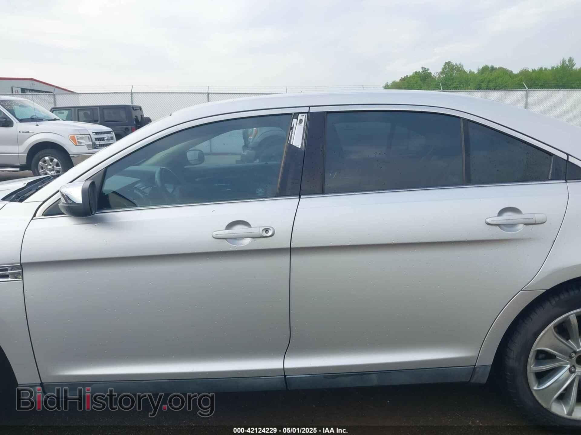 2011 FORD TAURUS - VIN: 1FAHP2FW9BG118585 - Фото 14