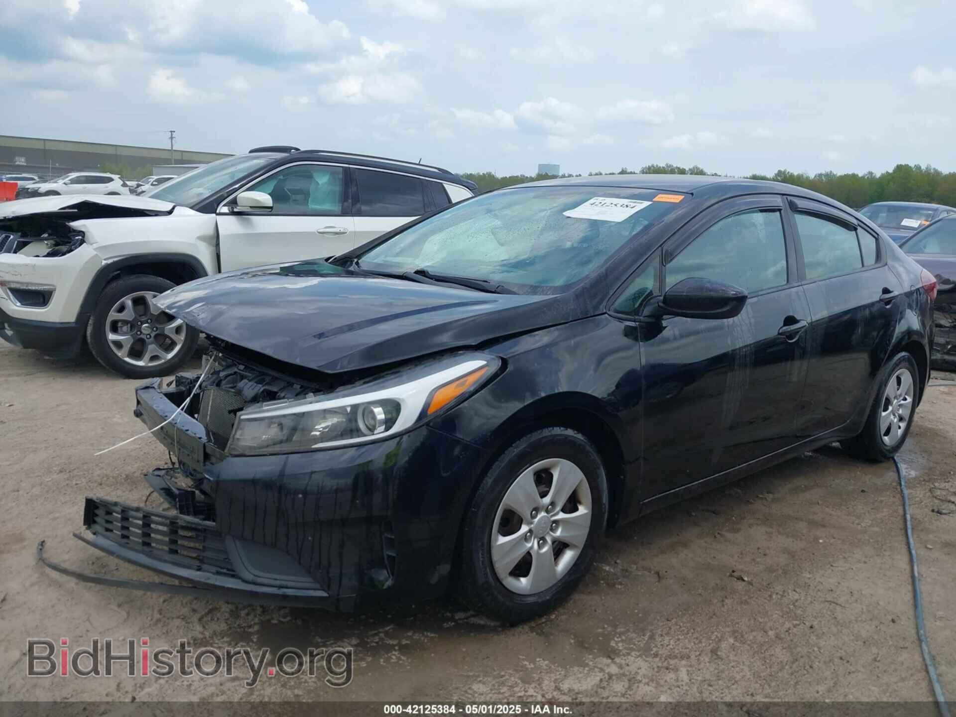 2017 KIA FORTE - VIN: 3KPFK4A73HE037005 - Фото 2