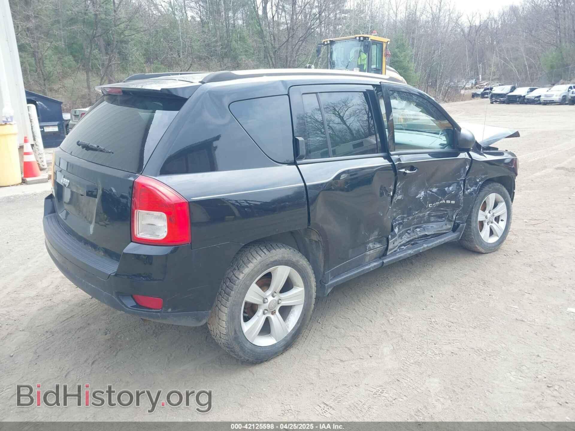 2013 JEEP COMPASS - VIN: 1C4NJDBB5DD218121 - Photo 4