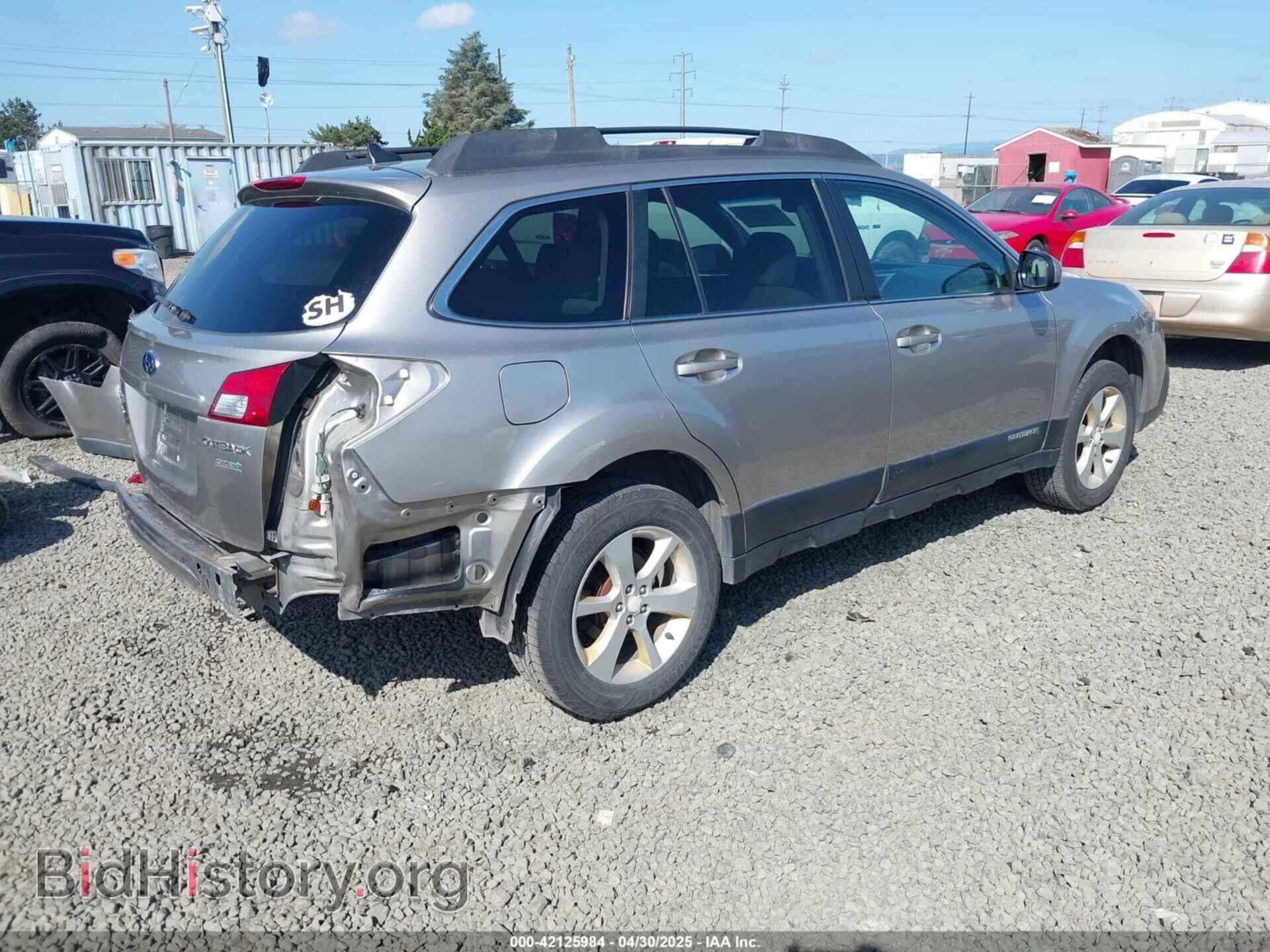 2014 SUBARU OUTBACK - VIN: 4S4BRBCC4E3201983 - Фото 4