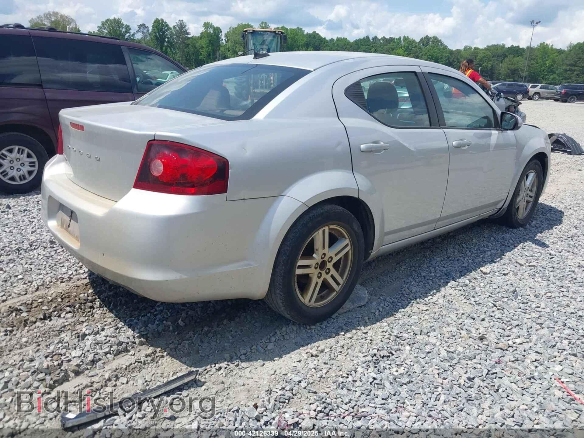 2011 DODGE AVENGER - VIN: 1B3BD1FB4BN590917 - Фото 4